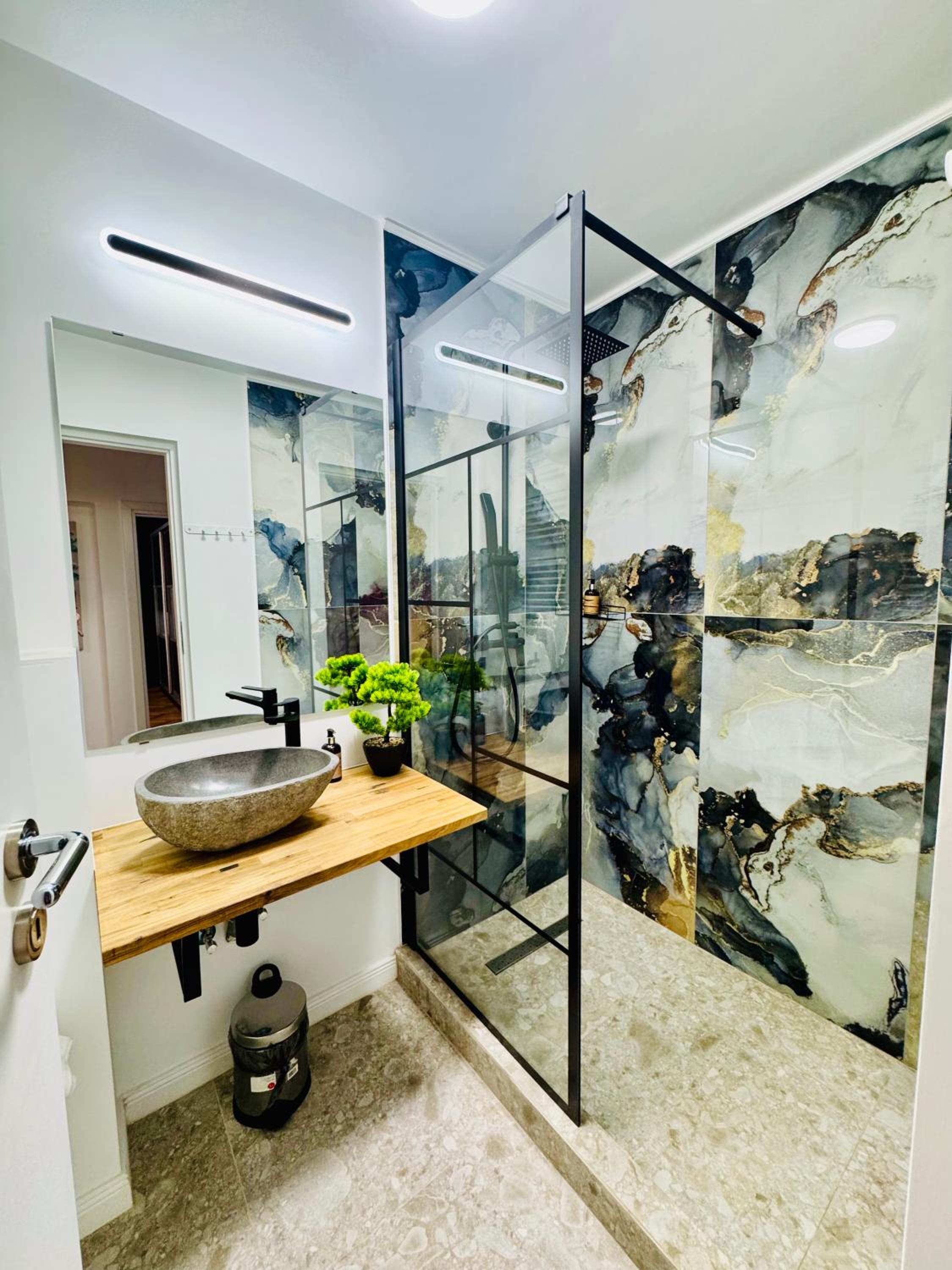 Metropole Apartments Signature