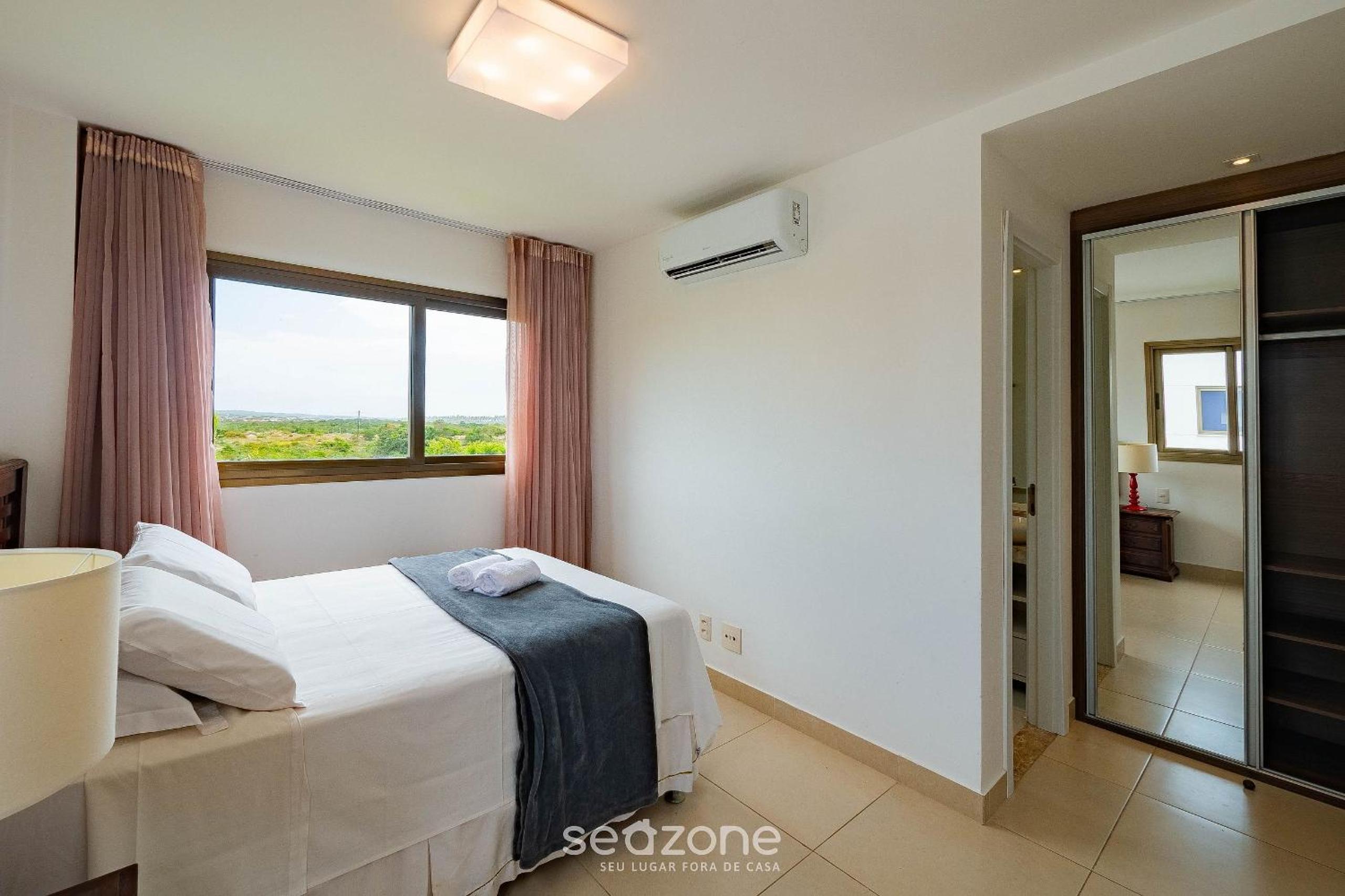 Apartment with Lake View in Praia do Forte IPF0201