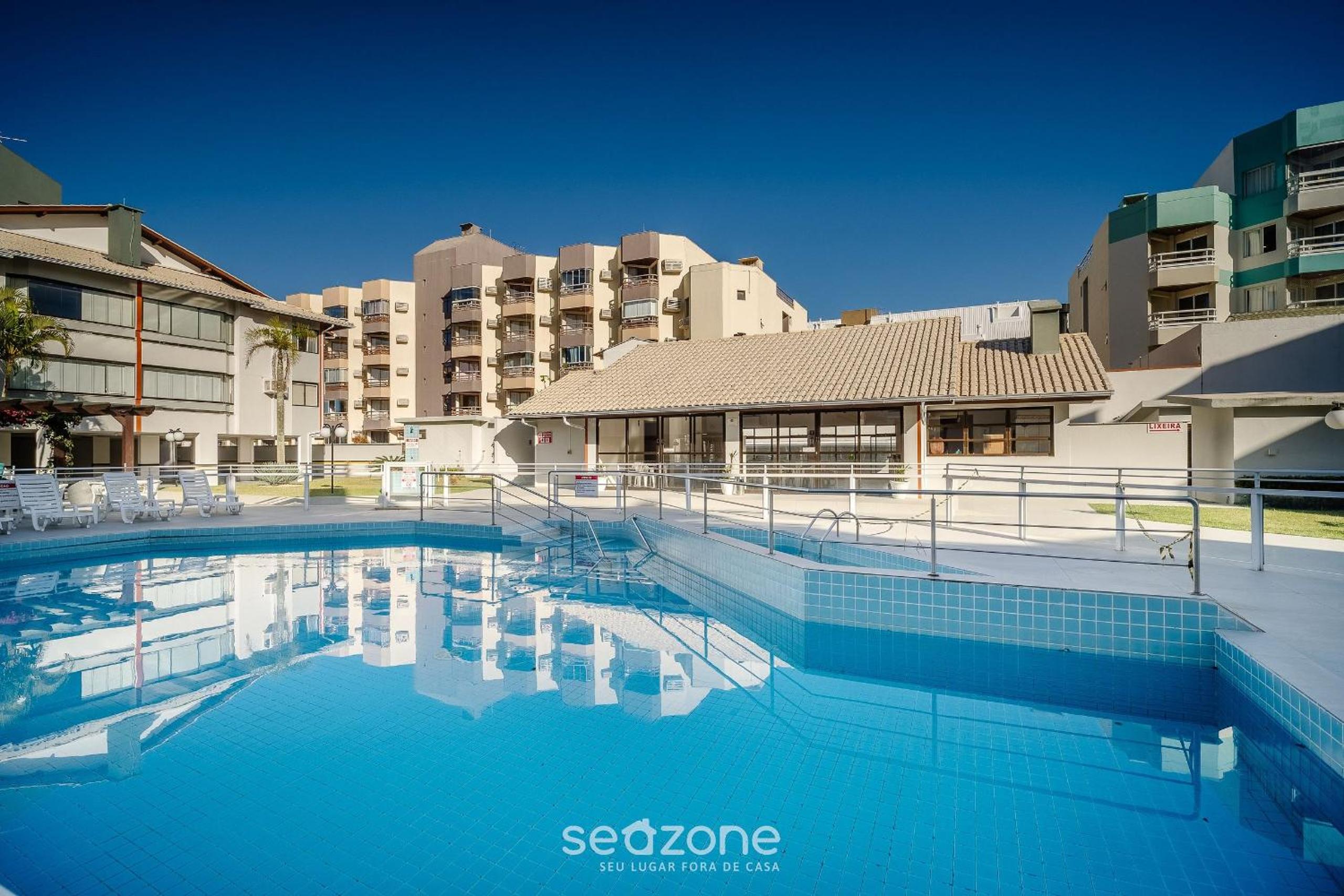 Well-located condominium, 100 m from the beach - CSC