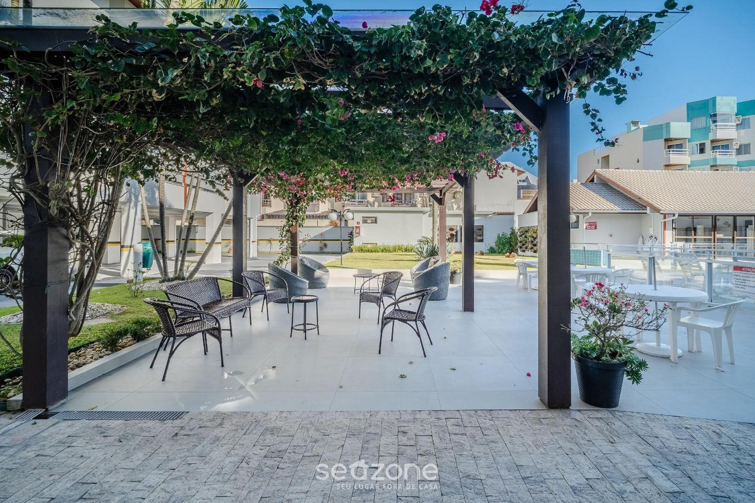Well-located condominium, 100 m from the beach - CSC