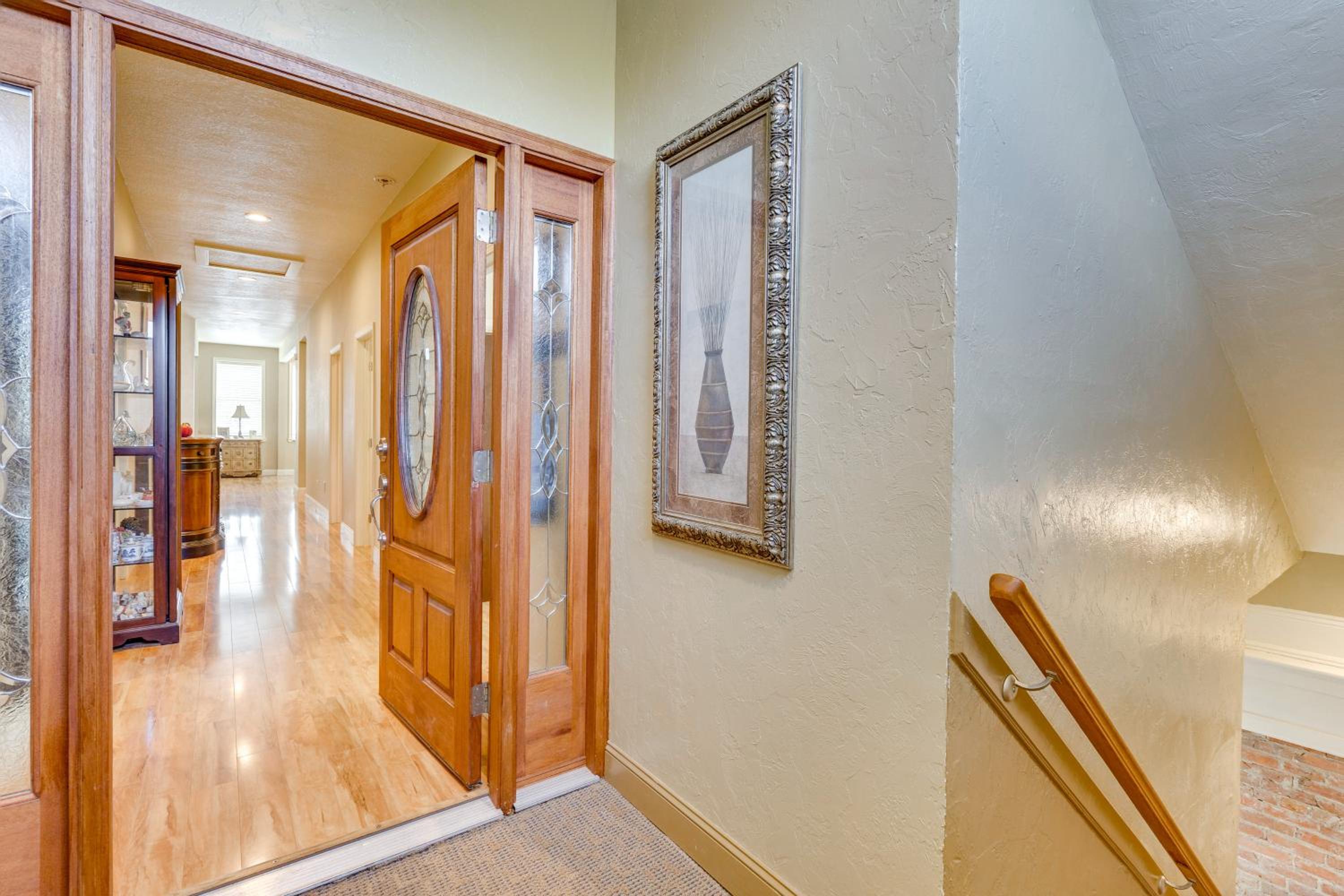 Explore Historic Dtwn! Walkable Loft in Murphy