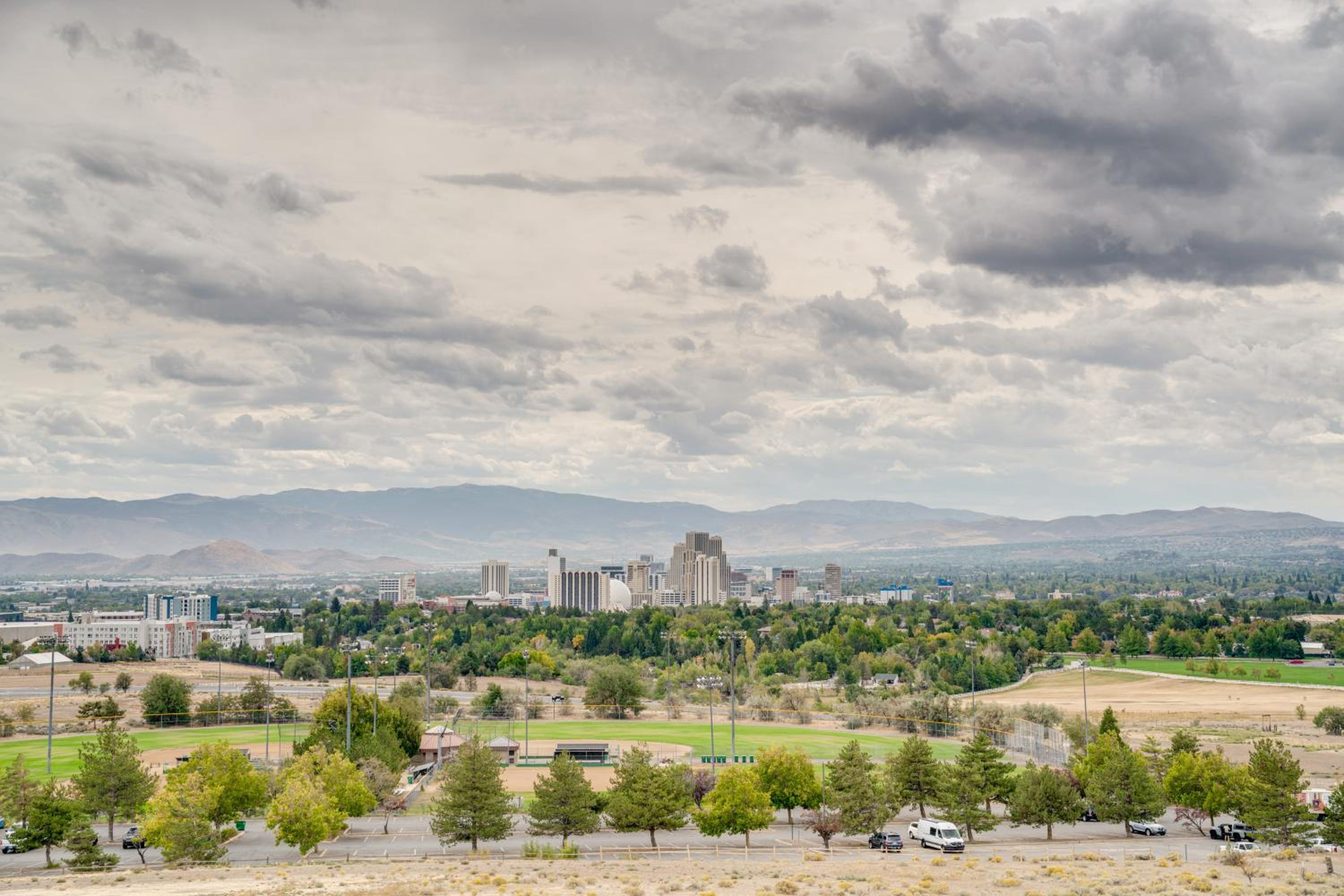 2 Mi to Dtwn Reno and UNR City-View Townhome!