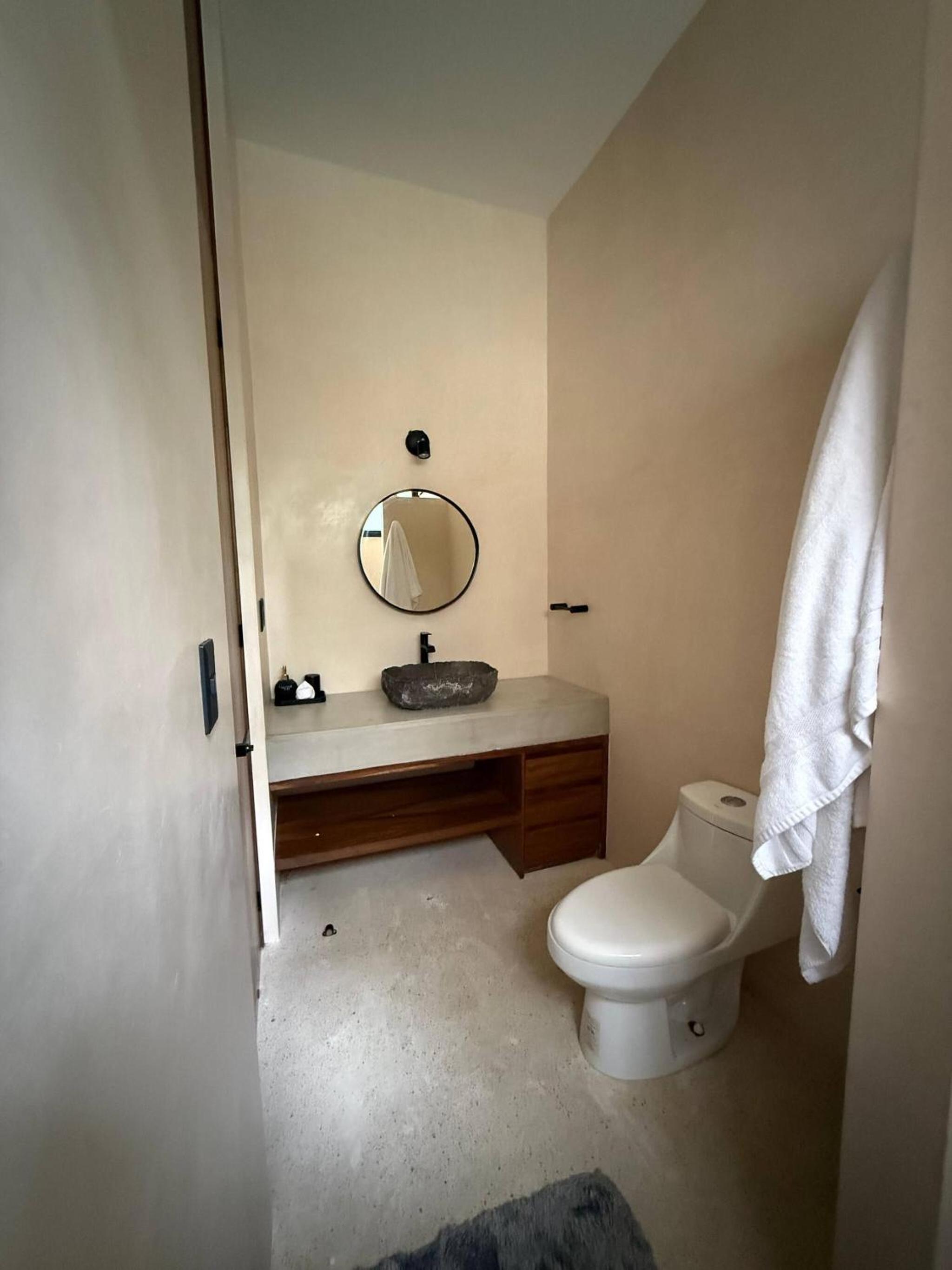 Great 3 bedroom apartment and private pool