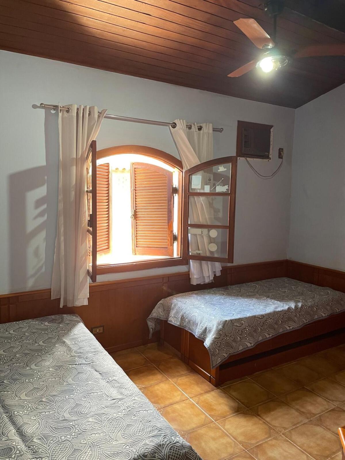 Casa em São Sebastião refúgio do pontal