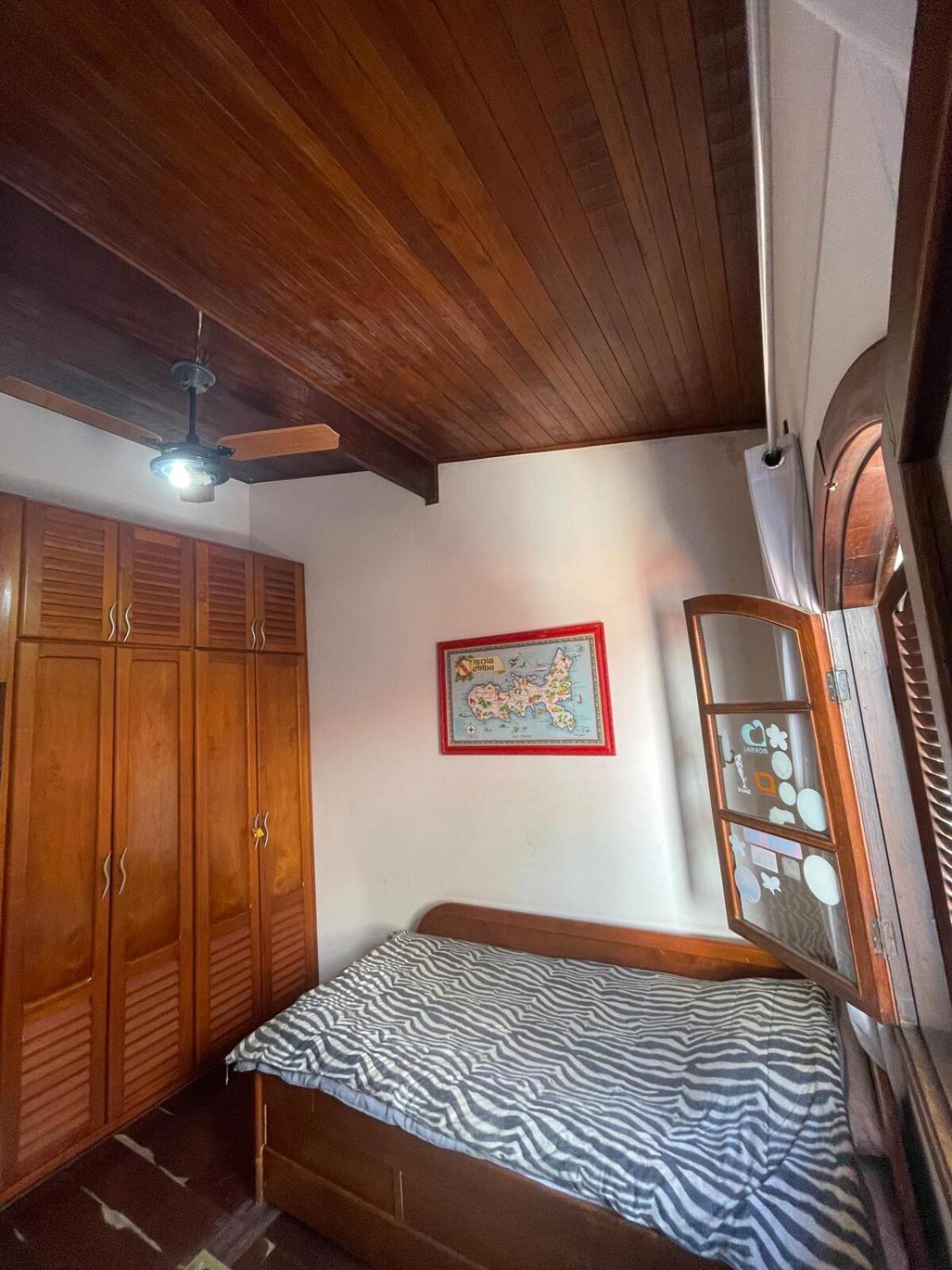 Casa em São Sebastião refúgio do pontal