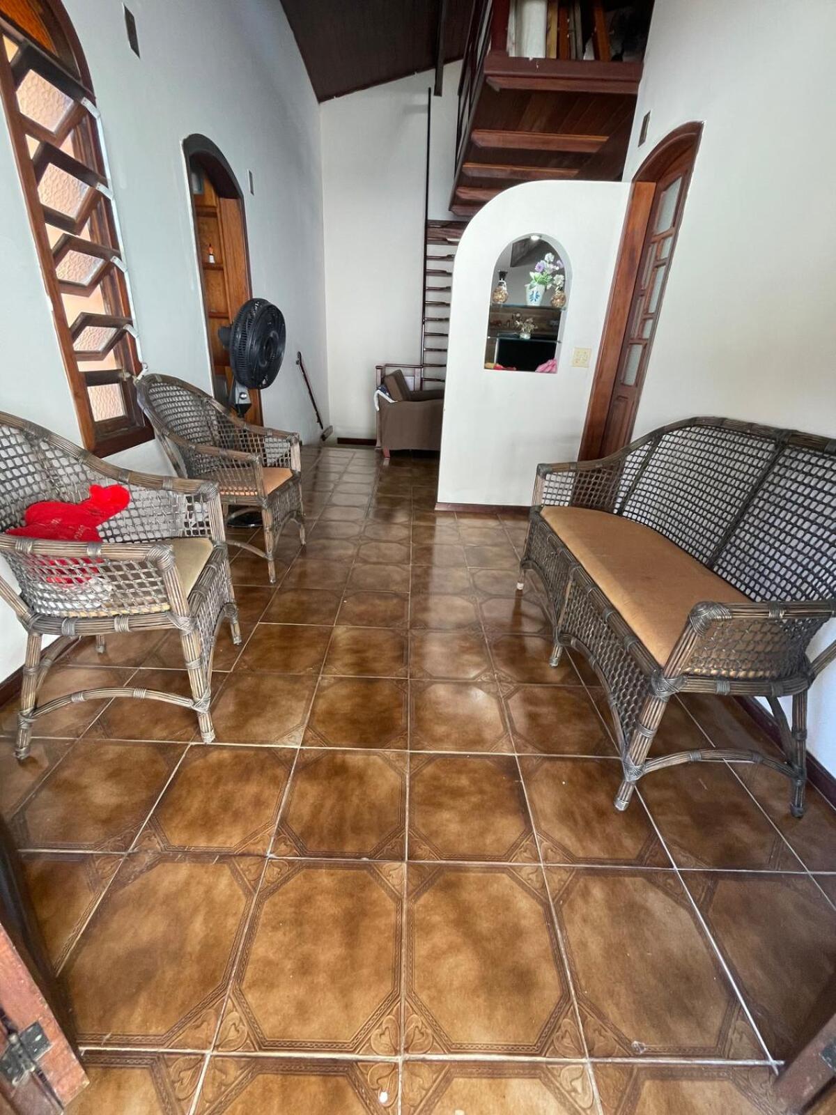 Casa em São Sebastião refúgio do pontal