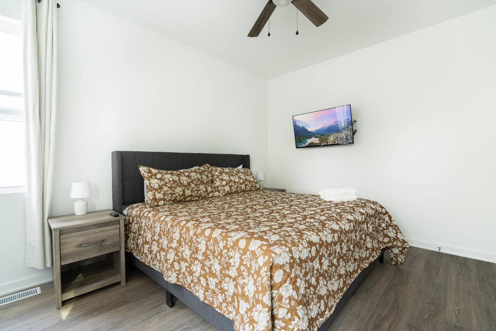 3 Bed 2 Bath by Fairgrounds