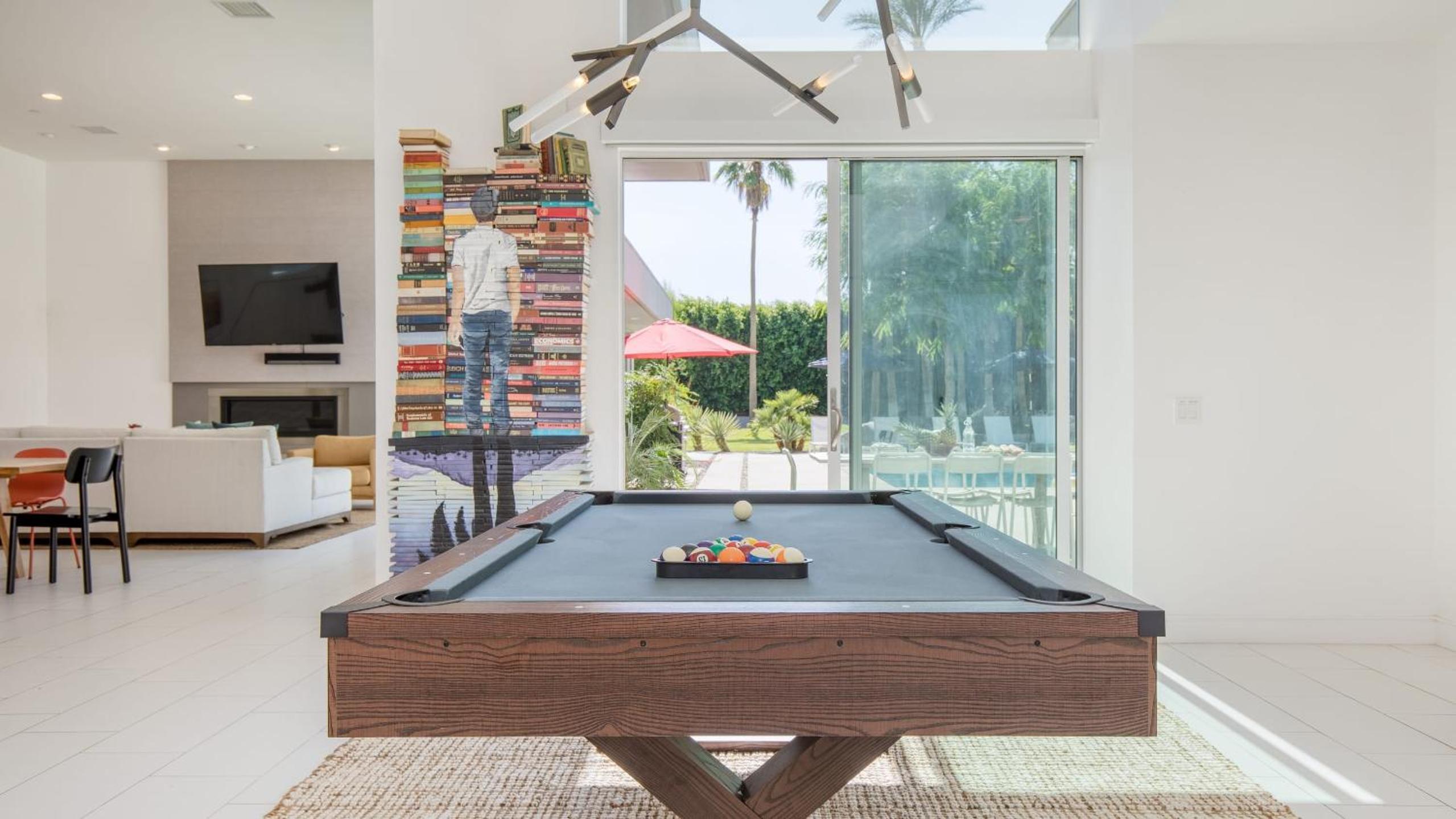 2 Luxe Villas Sleeps 24 Pool Putting Green Polo Villas Mira by AvantStay