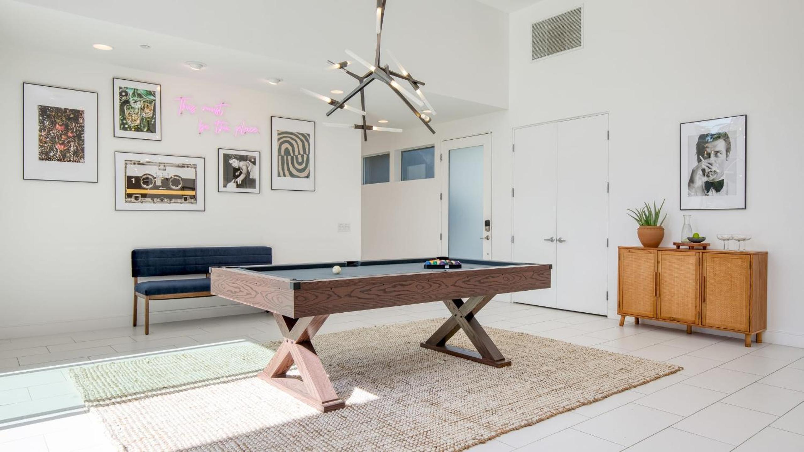2 Luxe Villas Sleeps 24 Pool Putting Green Polo Villas Mira by AvantStay