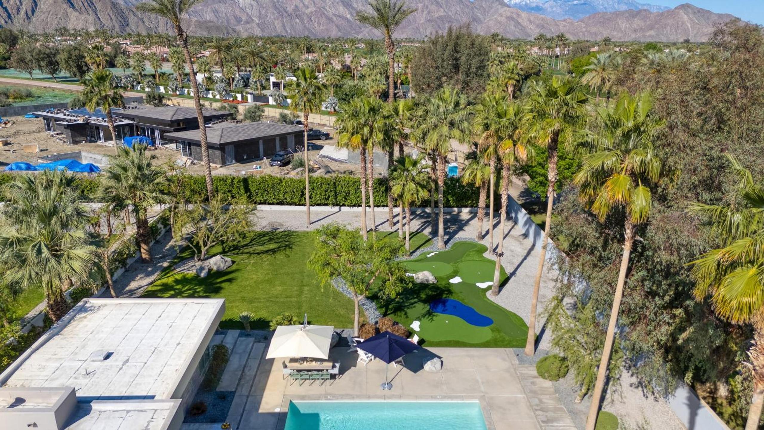 2 Luxe Villas Sleeps 24 Pool Putting Green Polo Villas Mira by AvantStay