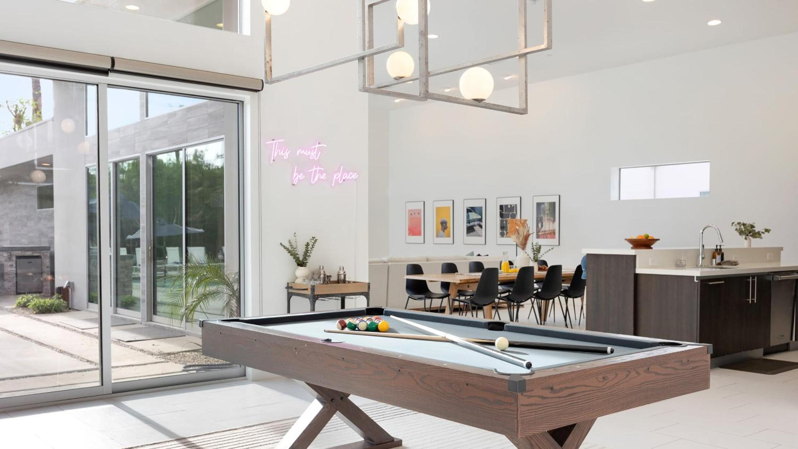 2 Luxe Villas Sleeps 24 Pool Putting Green Polo Villas Mira by AvantStay