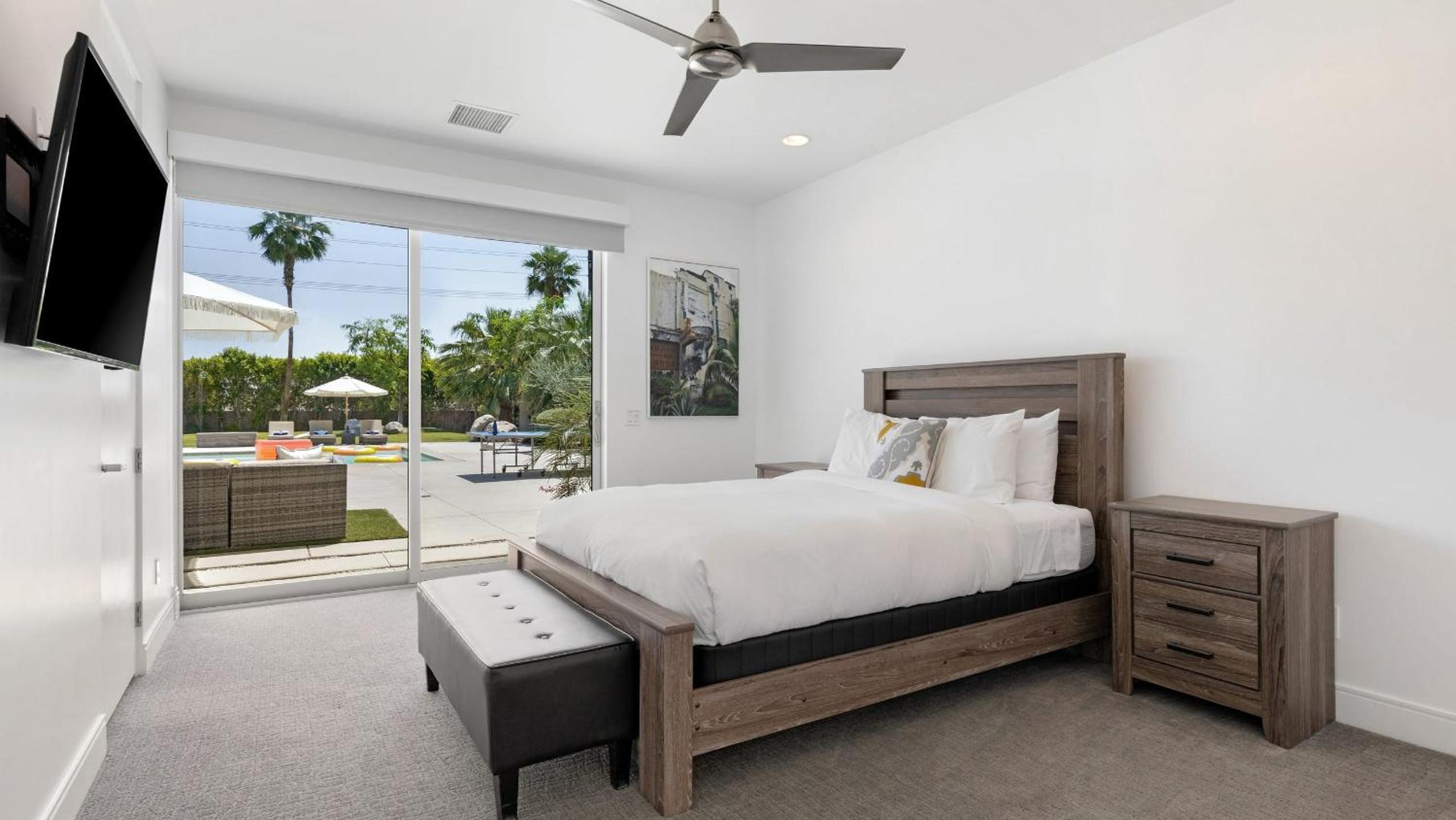 2 Luxe Villas Sleeps 24 Pool Putting Green Polo Villas Mira by AvantStay