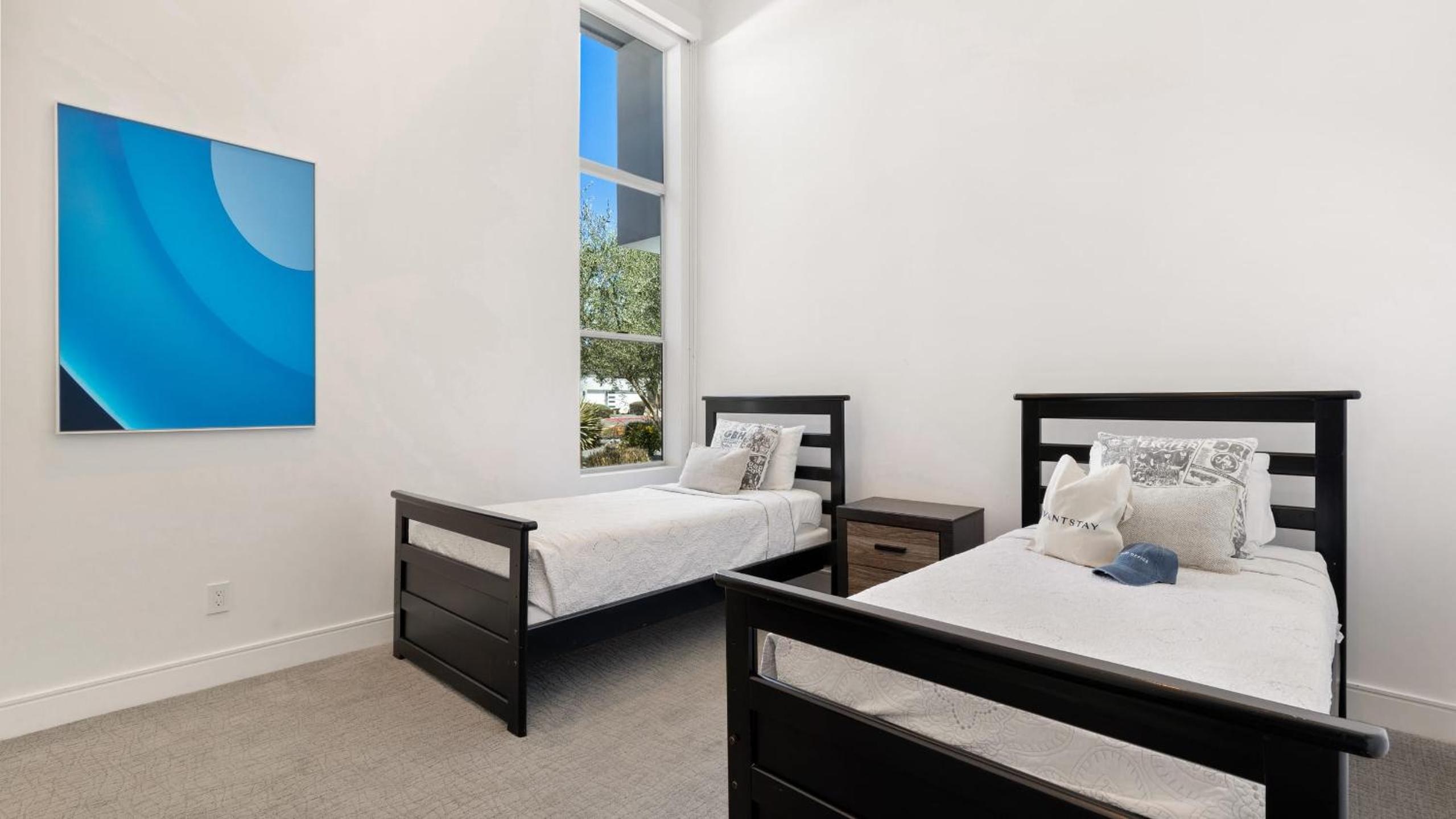 2 Luxe Villas Sleeps 24 Pool Putting Green Polo Villas Mira by AvantStay