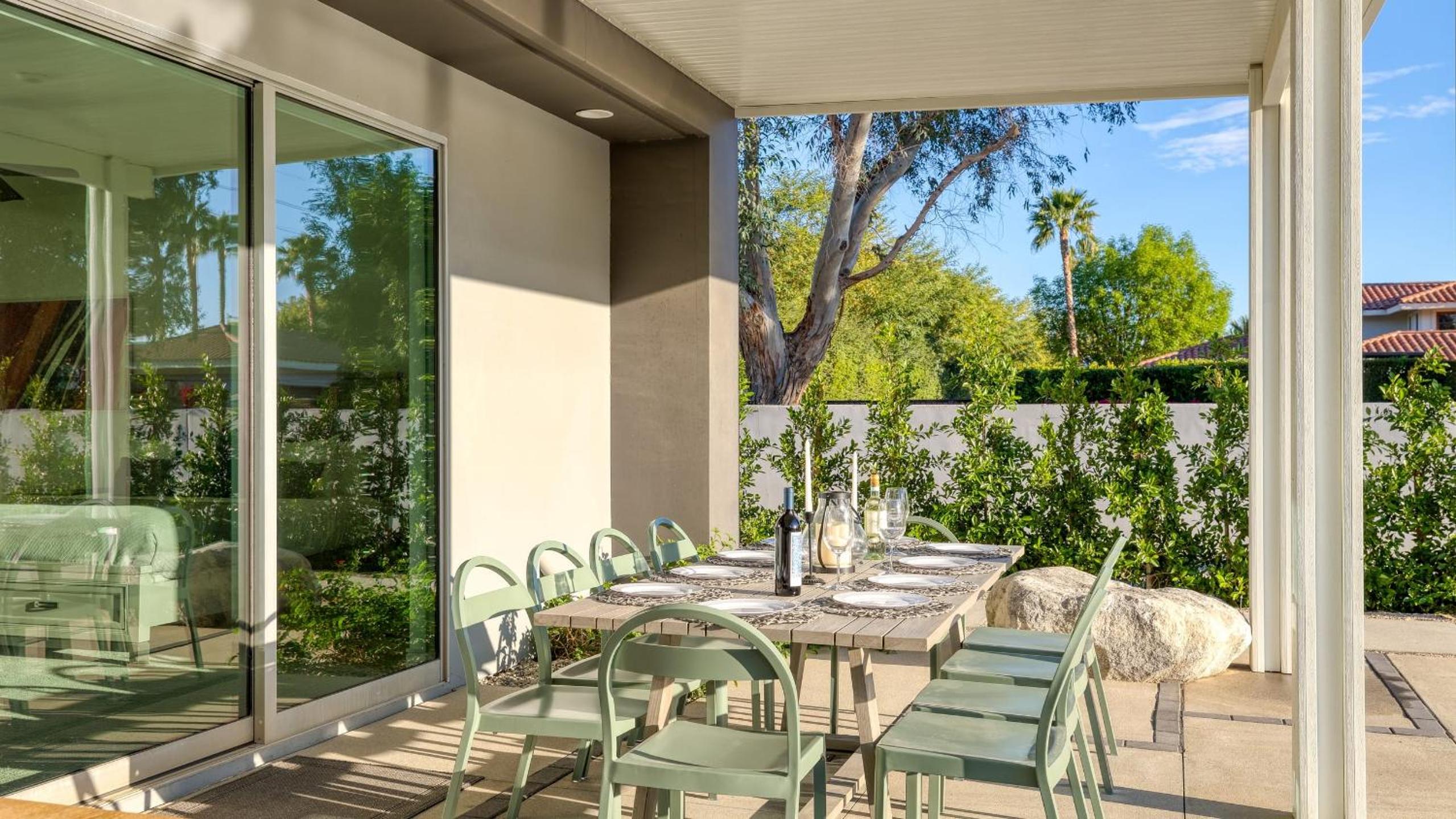 2 Luxe Villas Sleeps 24 Pool Putting Green Polo Villas Mira by AvantStay