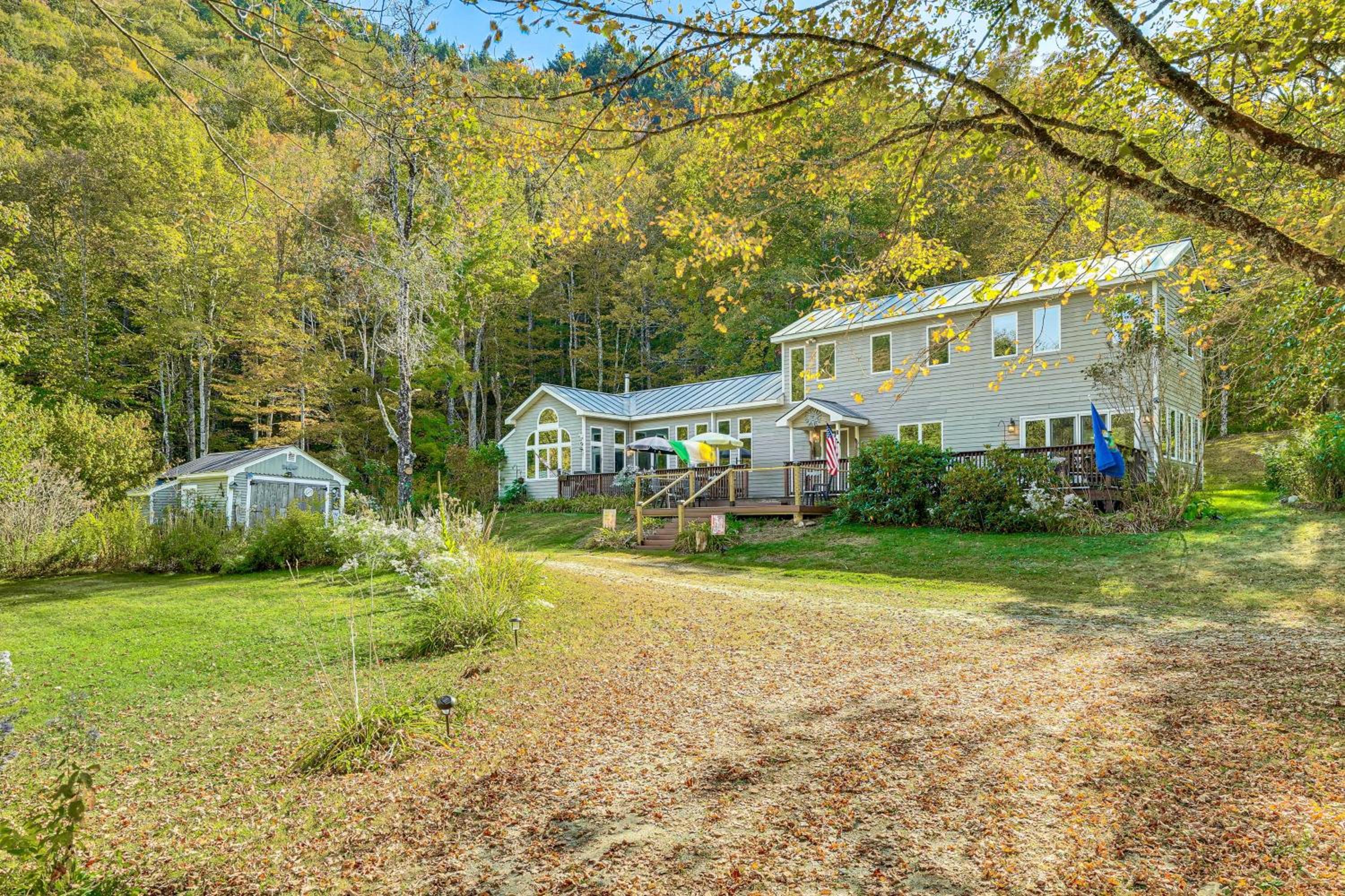 Riverfront Home with Hot Tub Near Killington Resort
