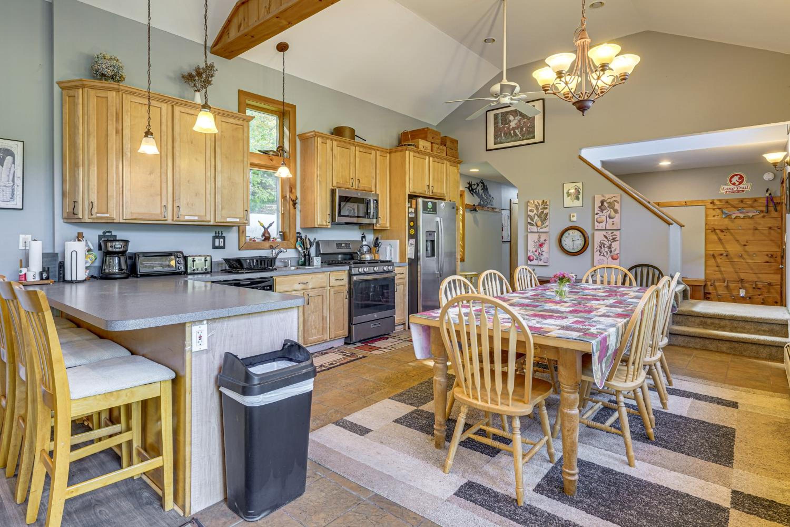 Riverfront Home with Hot Tub Near Killington Resort
