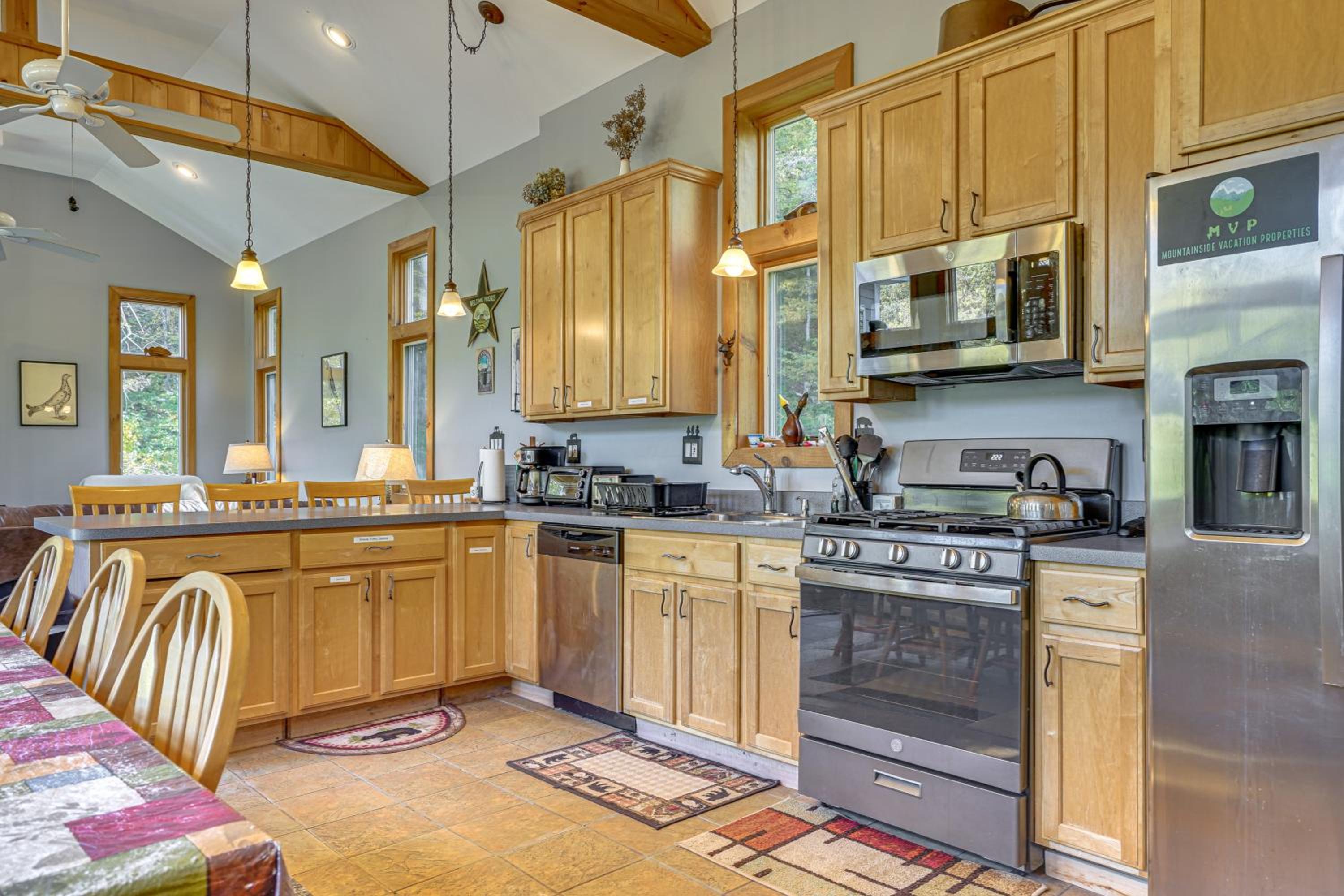 Riverfront Home with Hot Tub Near Killington Resort