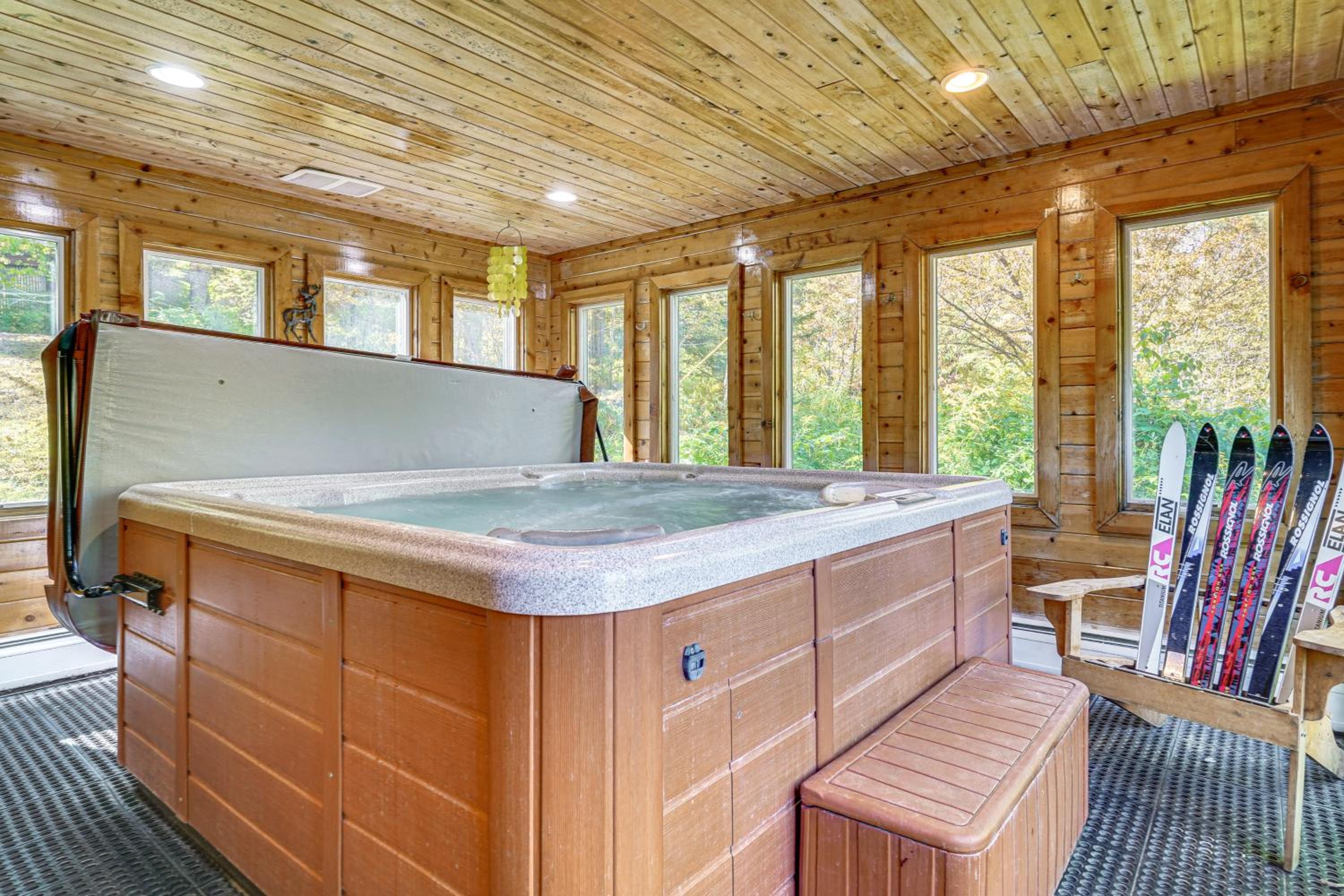 Riverfront Home with Hot Tub Near Killington Resort