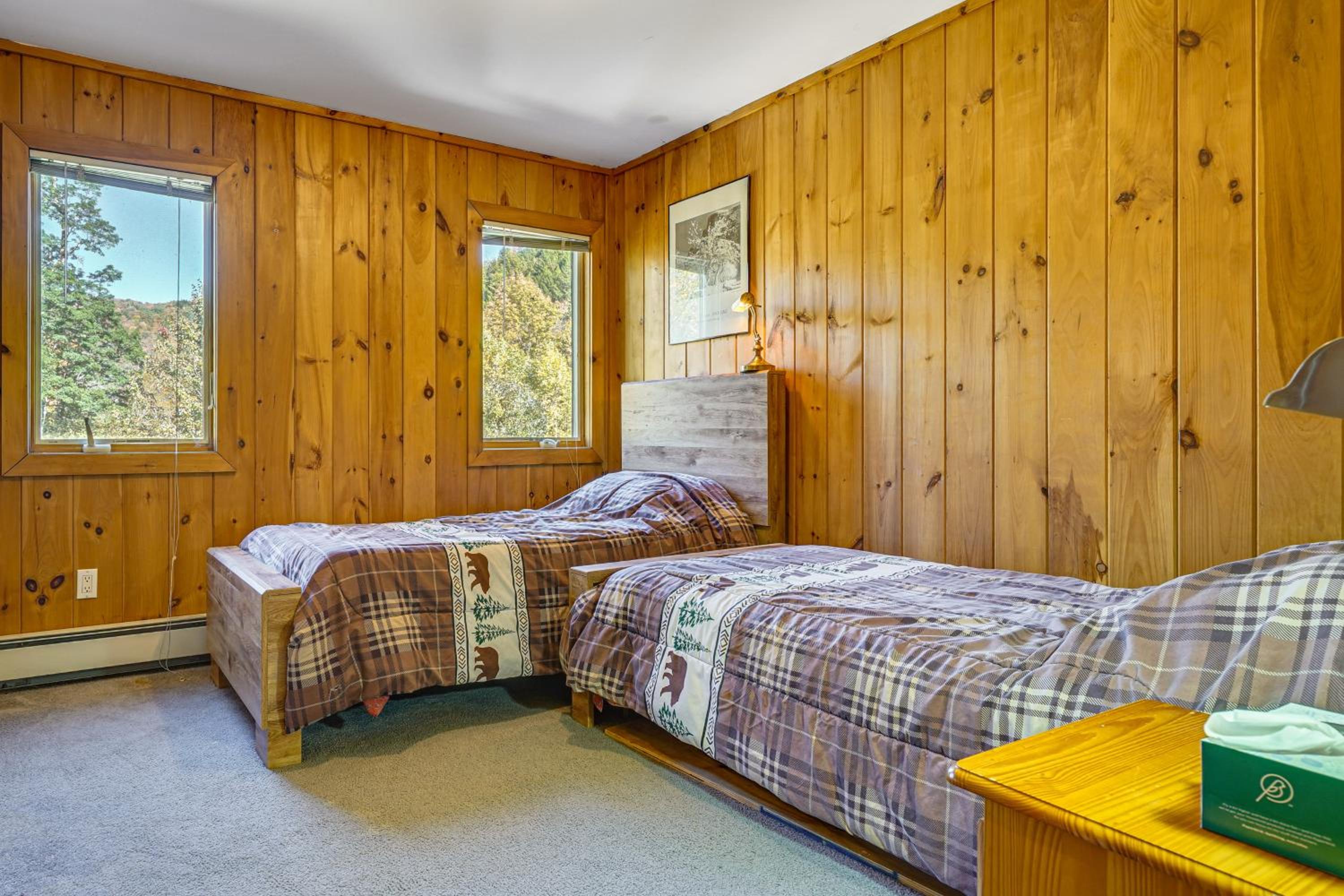 Riverfront Home with Hot Tub Near Killington Resort