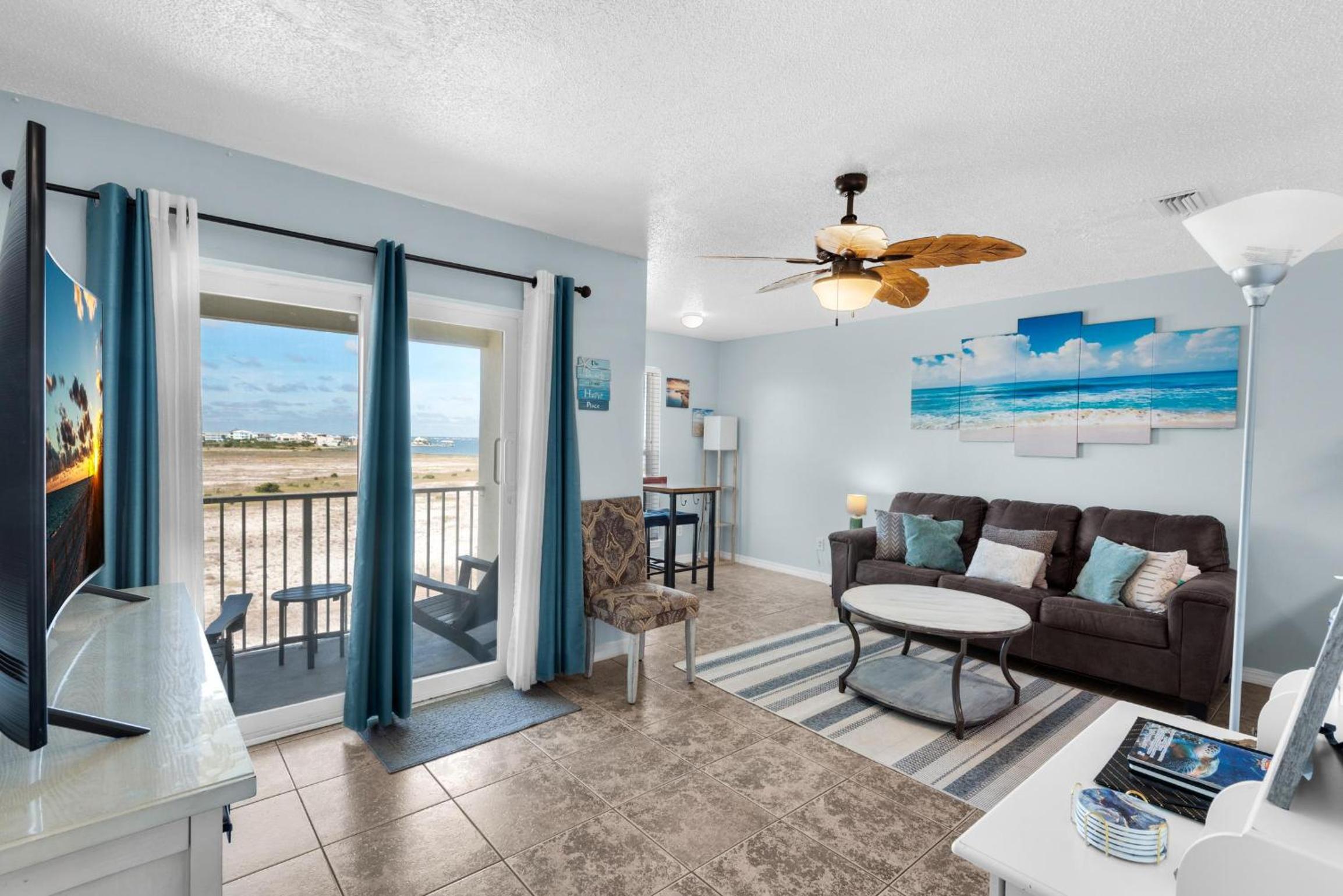 Gulf Island 232 - Sunset Suite