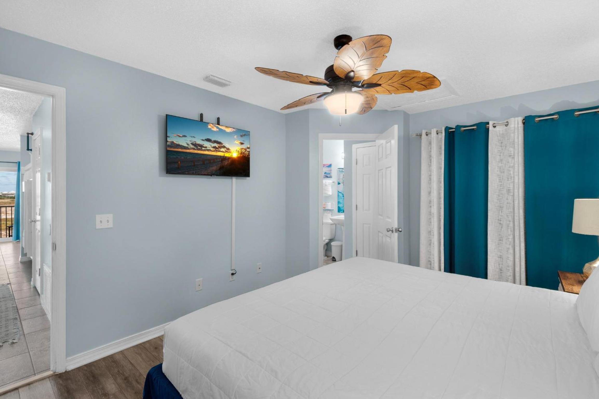 Gulf Island 232 - Sunset Suite