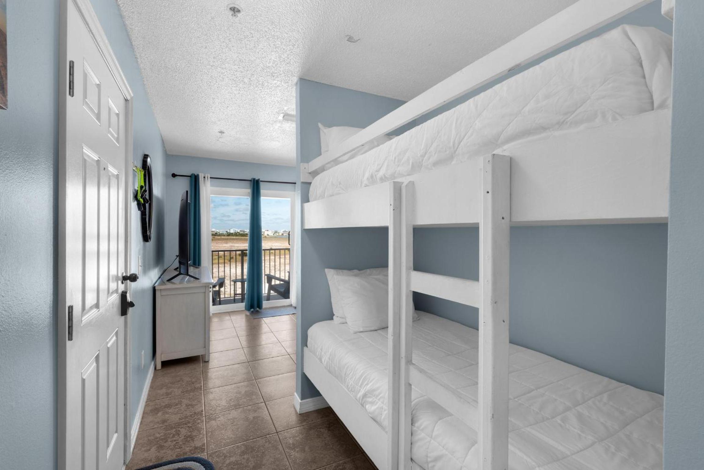Gulf Island 232 - Sunset Suite