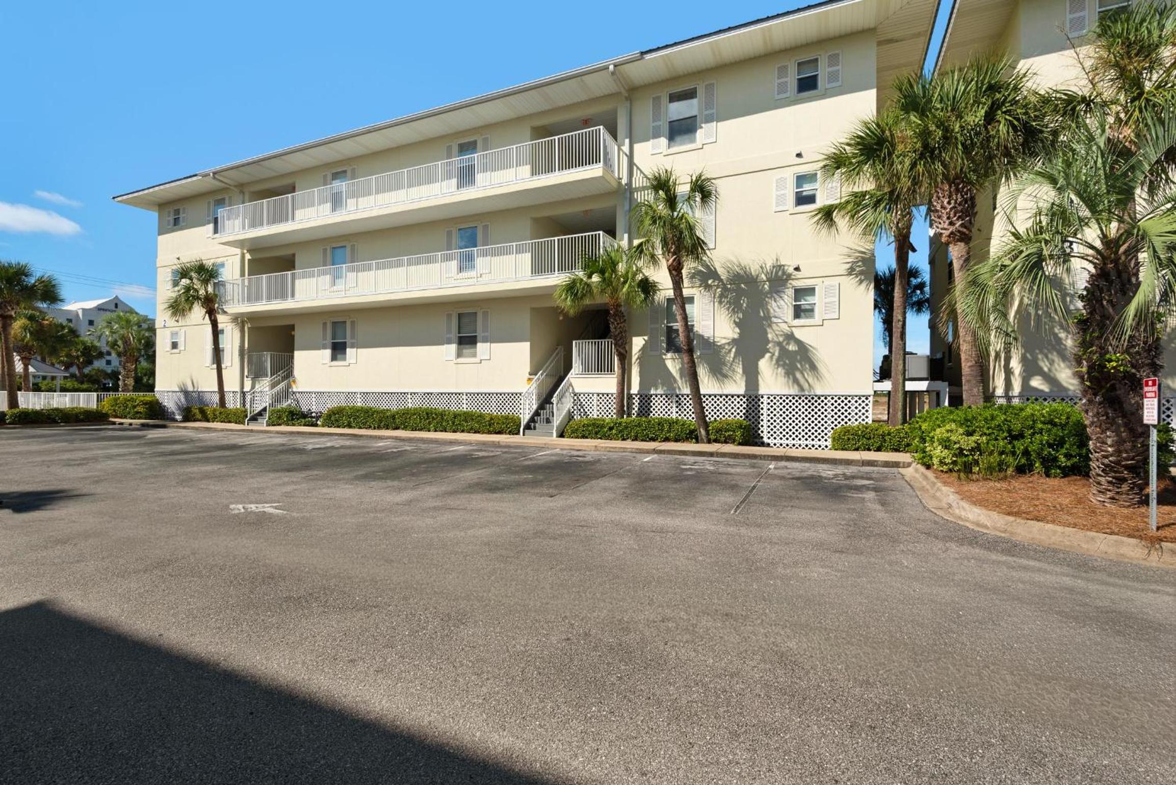 Gulf Island 232 - Sunset Suite