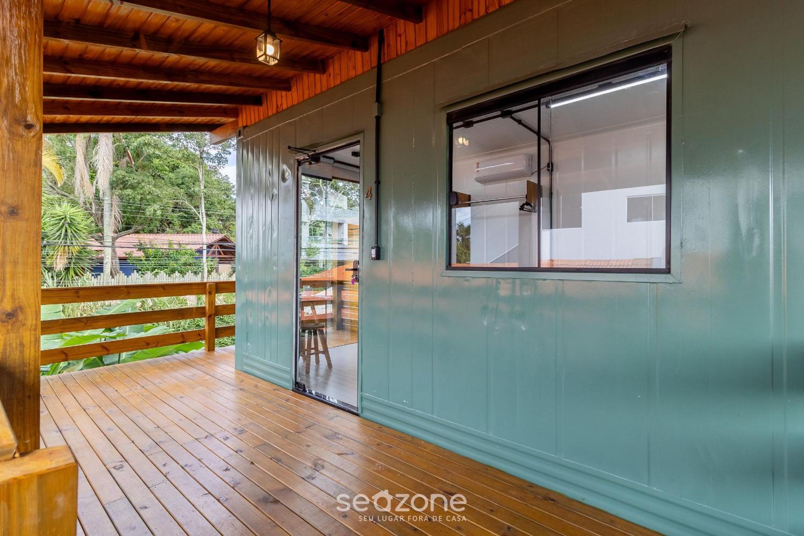 Beautiful and Practical Studios in Lagoa da Conceição - JAS