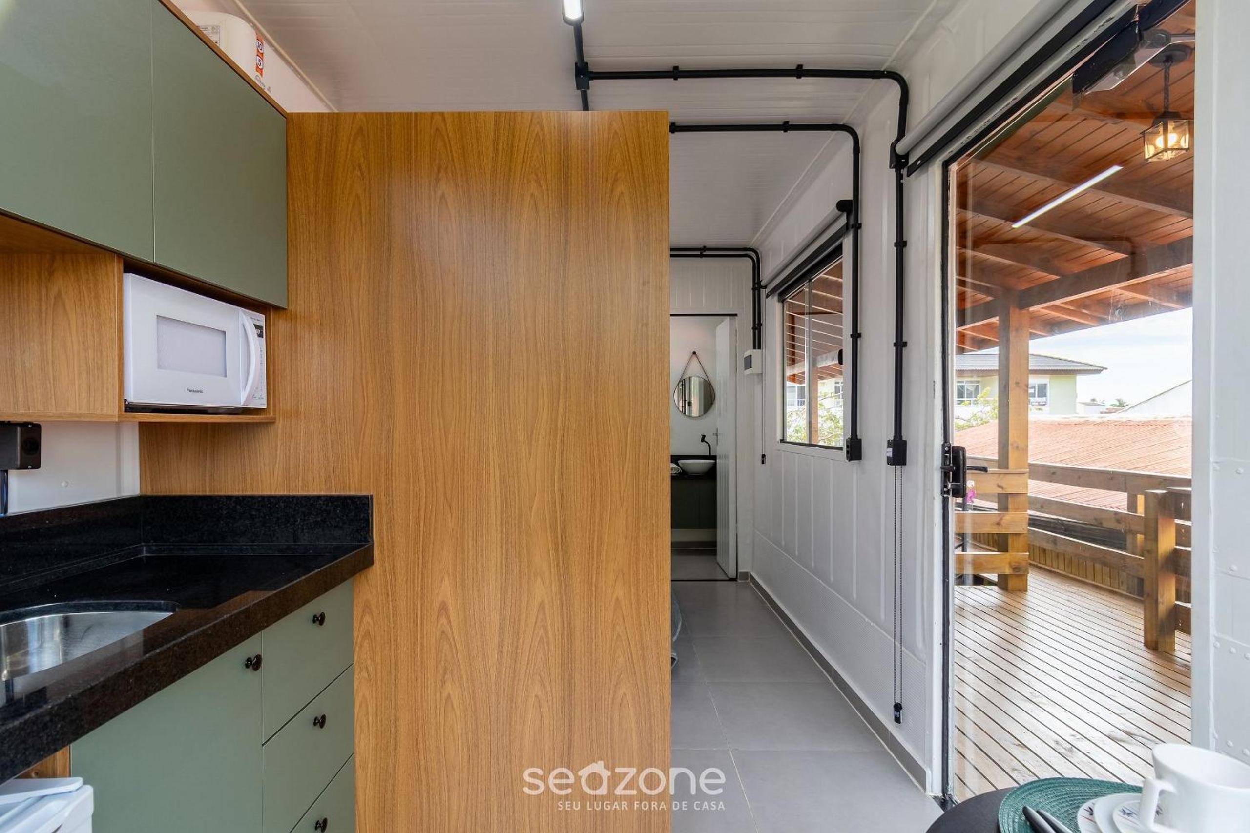 Beautiful and Practical Studios in Lagoa da Conceição - JAS