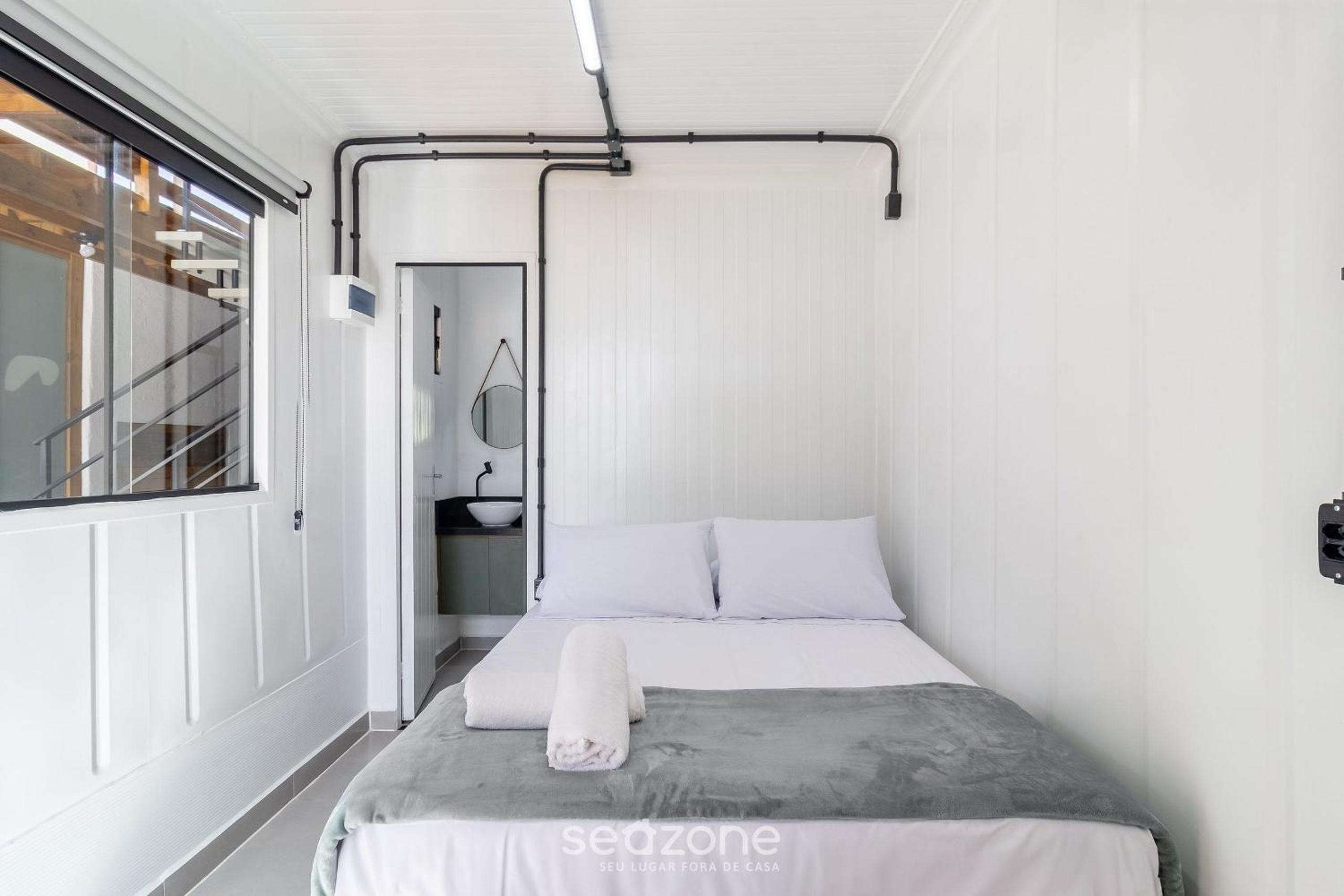 Beautiful and Practical Studios in Lagoa da Conceição - JAS