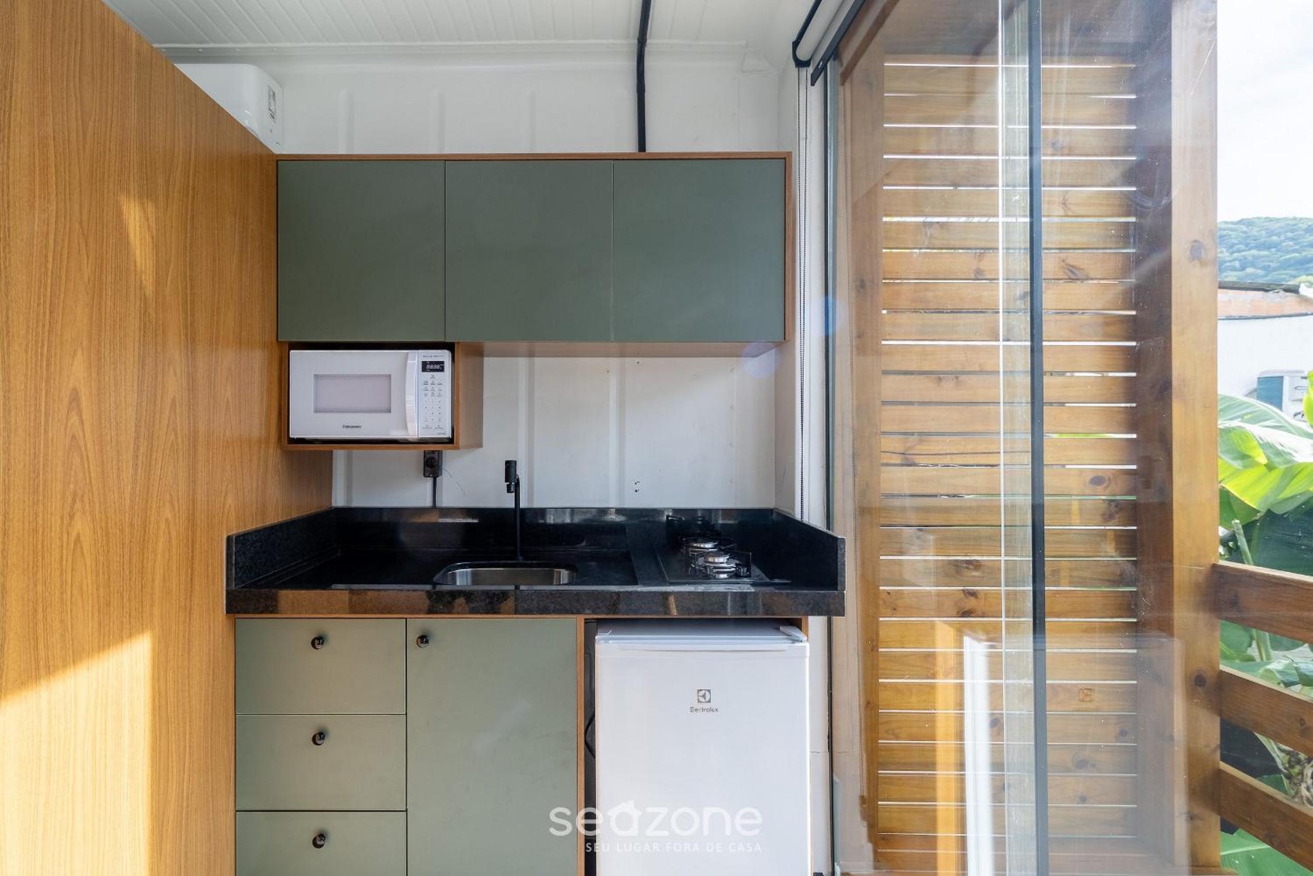 Beautiful and Practical Studios in Lagoa da Conceição - JAS