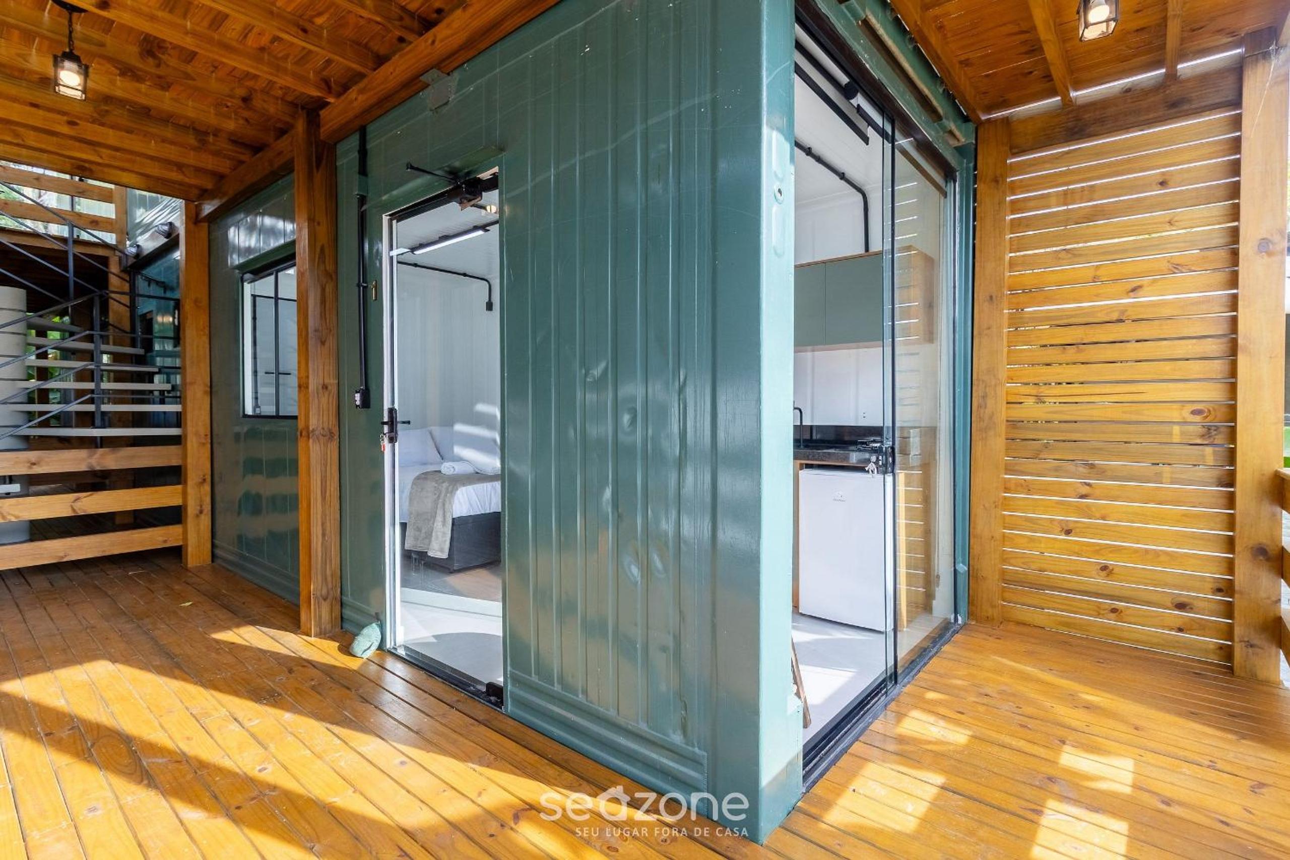 Beautiful and Practical Studios in Lagoa da Conceição - JAS