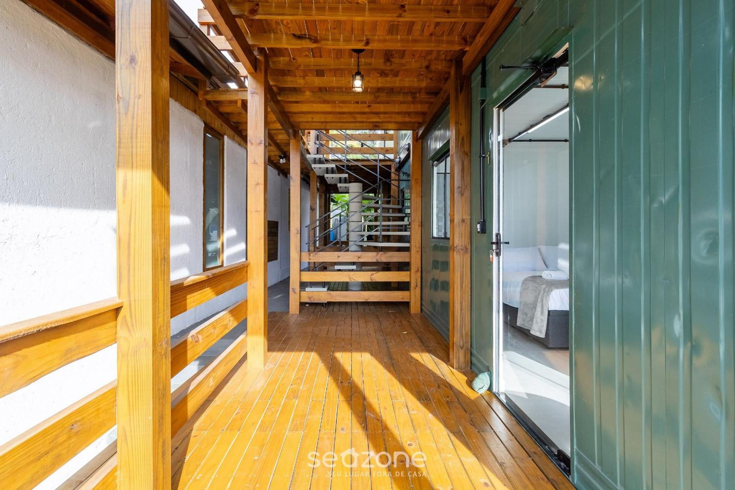 Beautiful and Practical Studios in Lagoa da Conceição - JAS