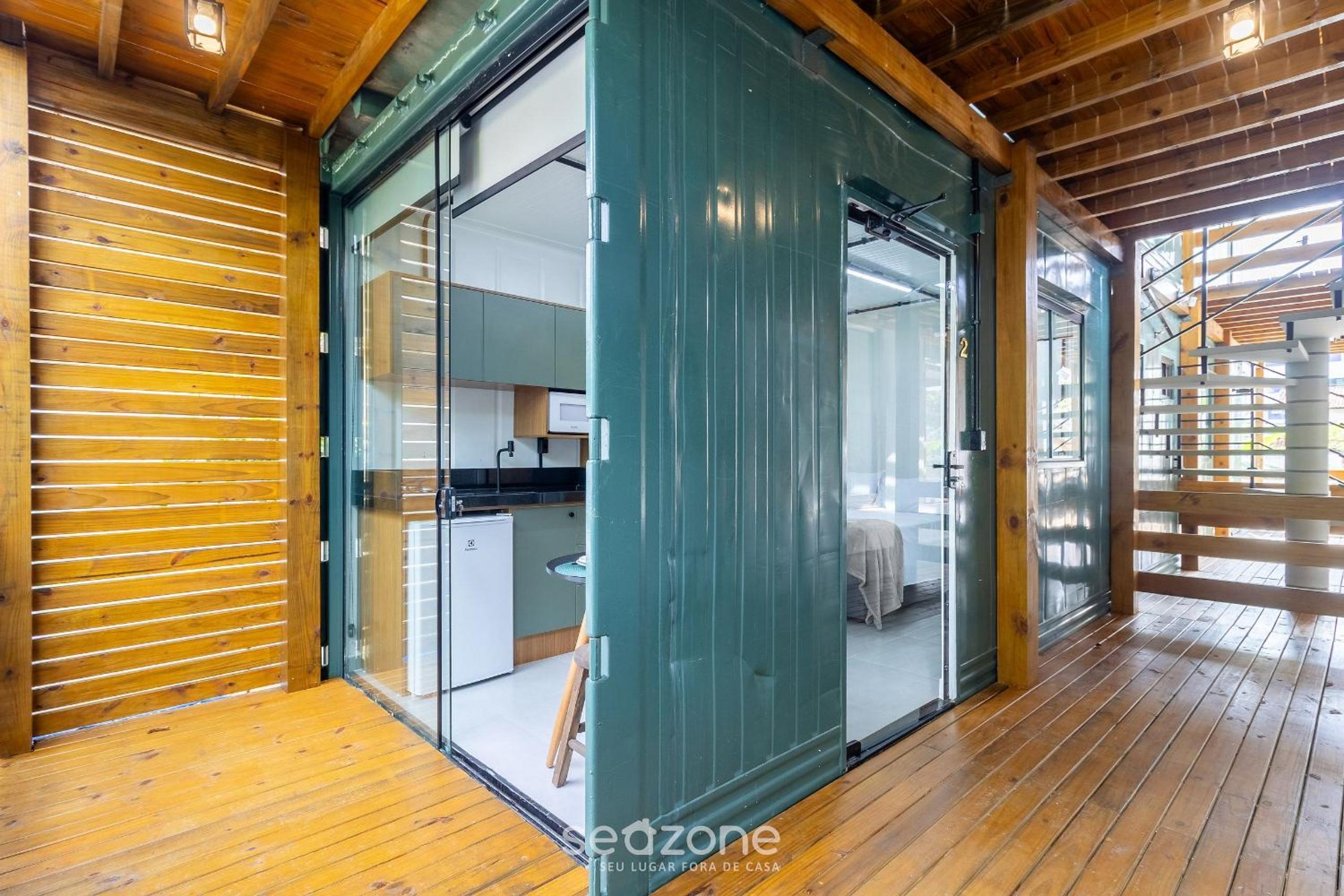 Beautiful and Practical Studios in Lagoa da Conceição - JAS