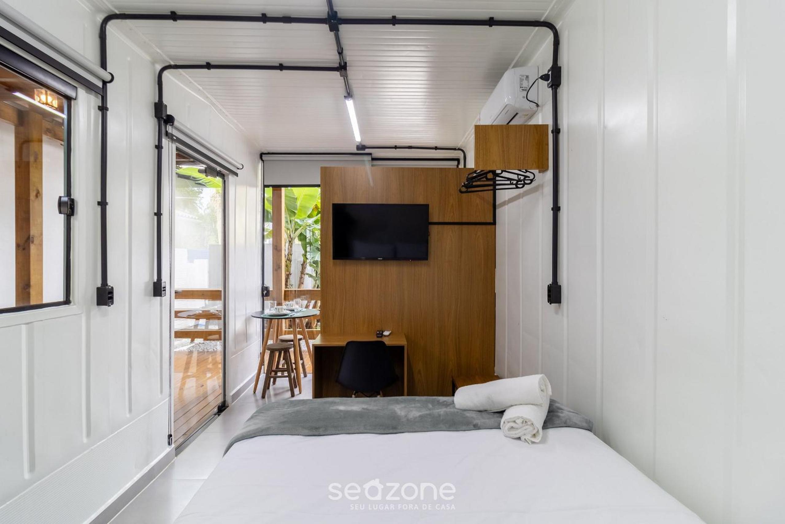 Beautiful and Practical Studios in Lagoa da Conceição - JAS