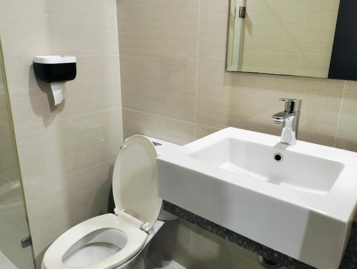#Affordable Condotel Newport Boulevard