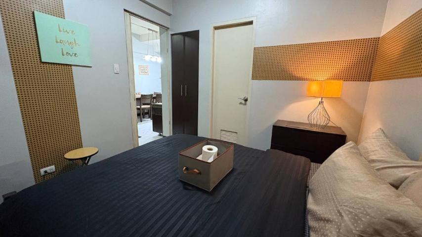 Super Cozy Apartment-Newport Boulevard