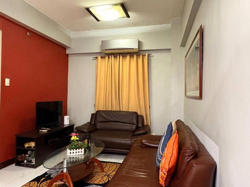 Super Cozy Apartment-Newport Boulevard