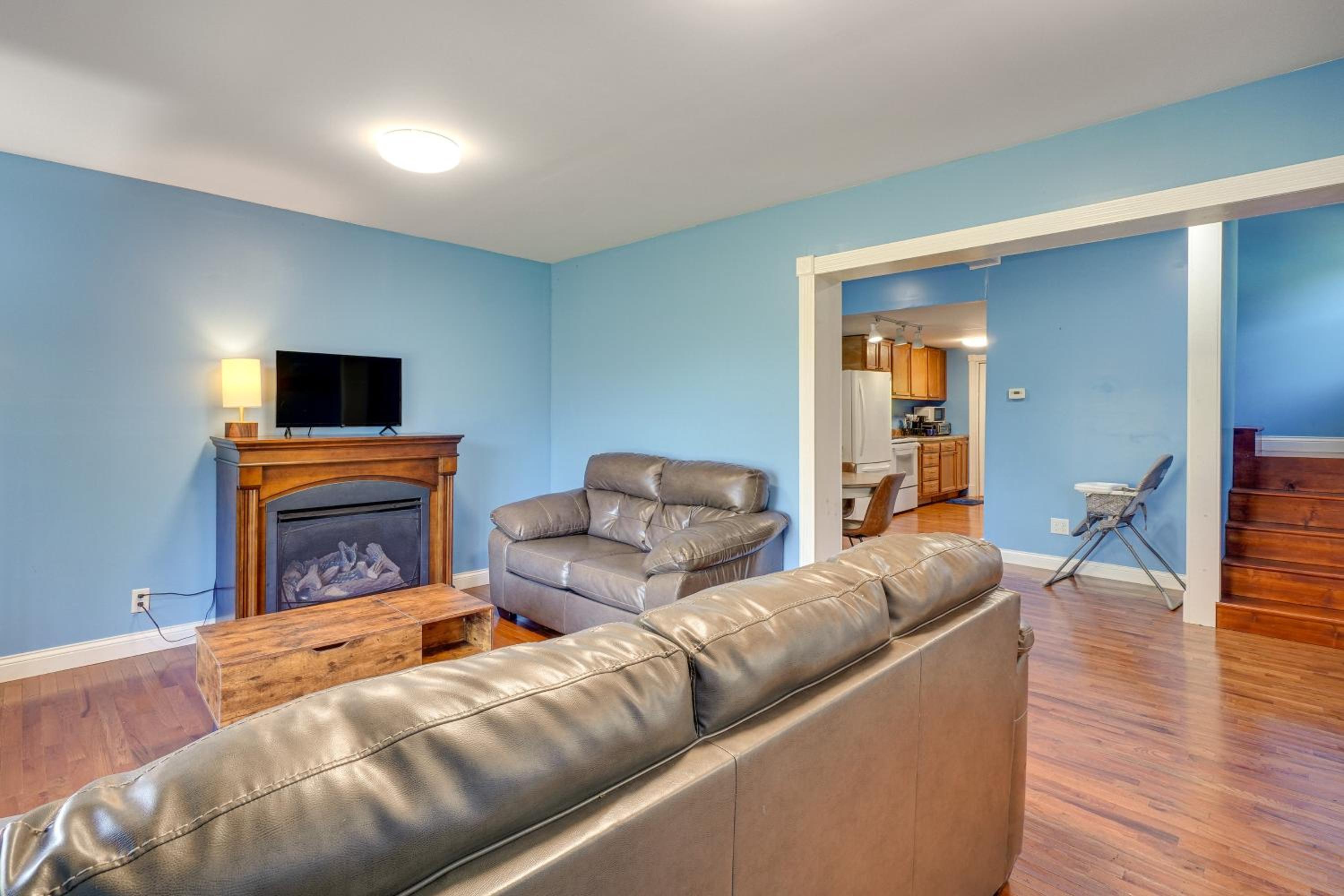 Peaceful and Private! Pet-Friendly Williamsburg Home