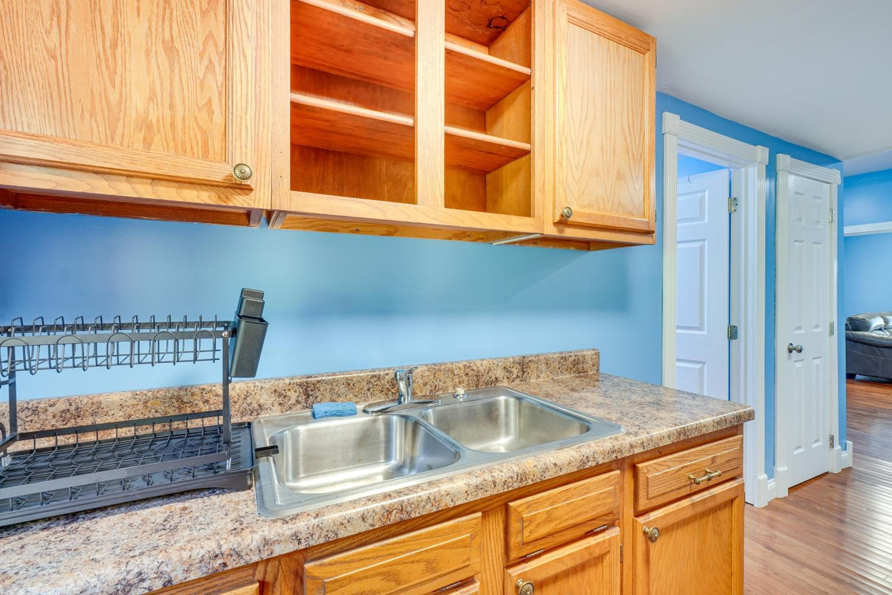 Peaceful and Private! Pet-Friendly Williamsburg Home