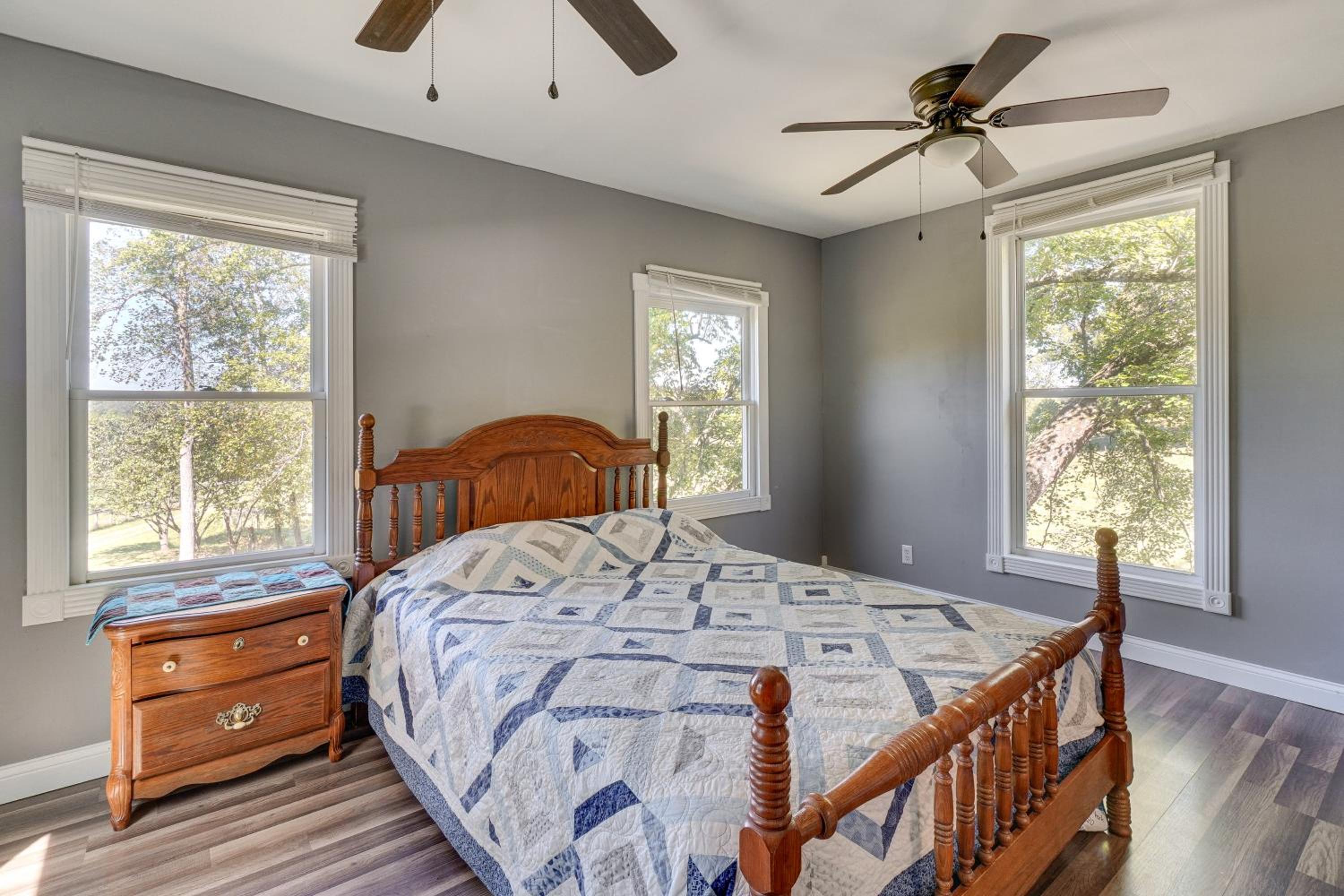 Peaceful and Private! Pet-Friendly Williamsburg Home