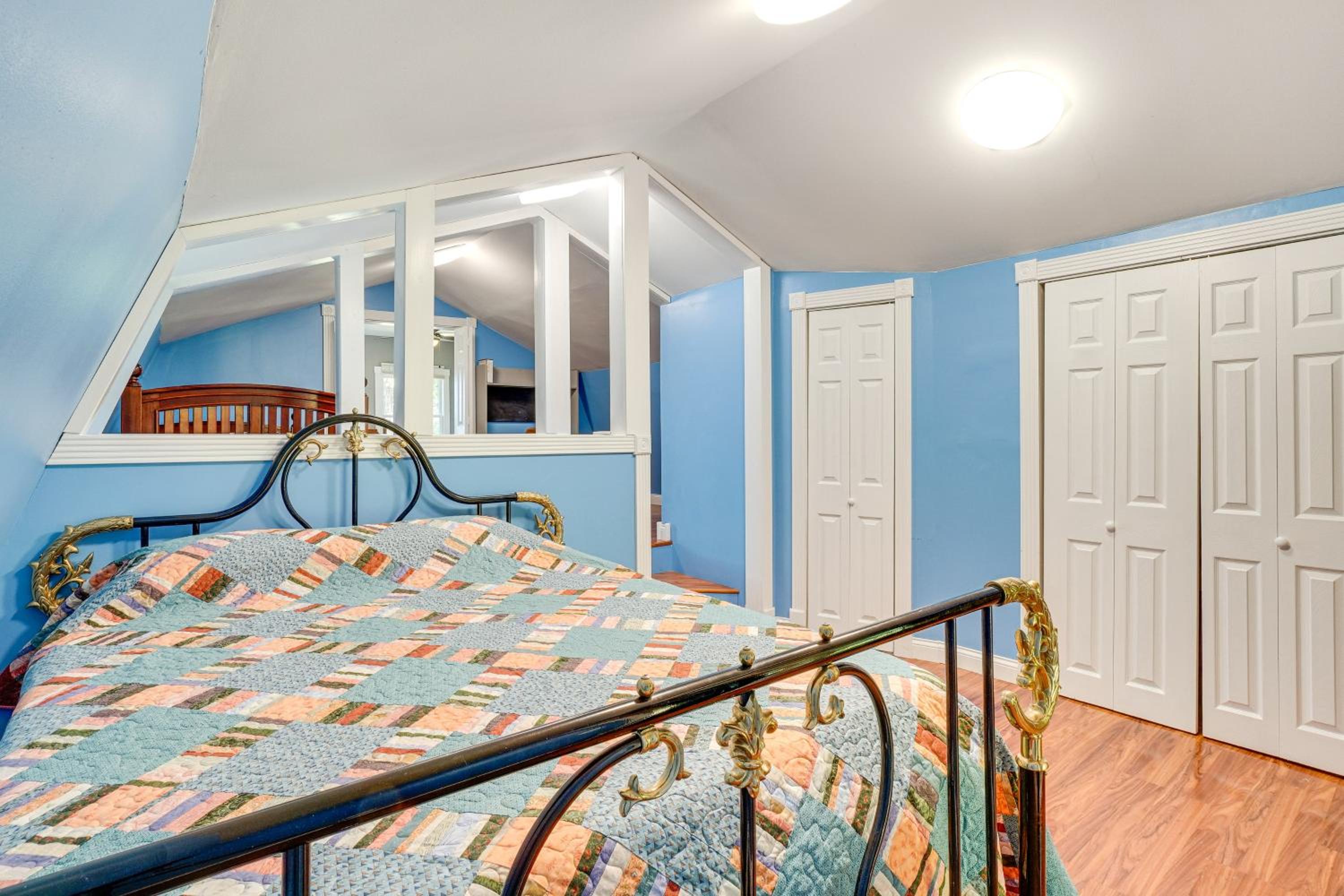 Peaceful and Private! Pet-Friendly Williamsburg Home