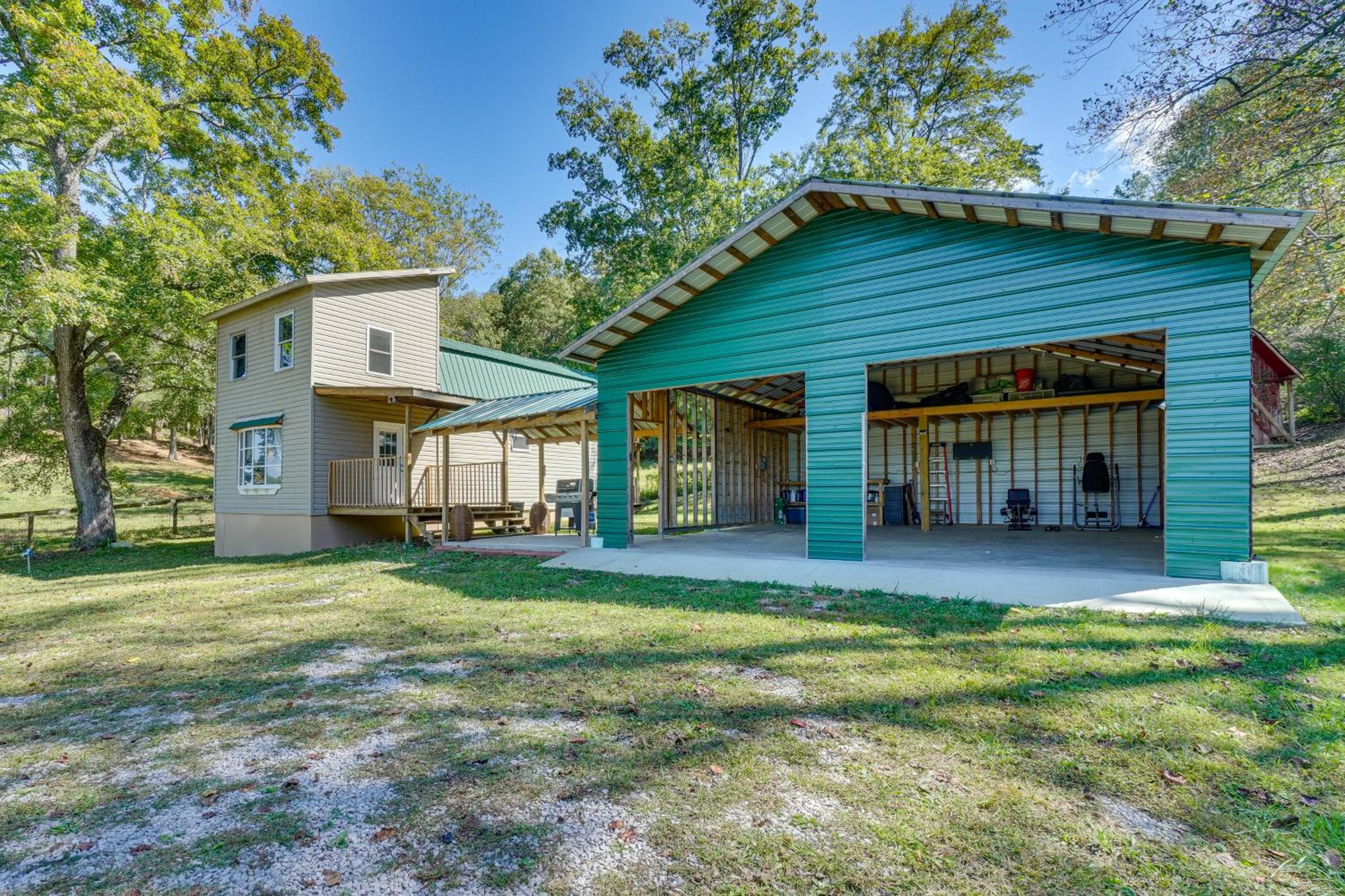 Peaceful and Private! Pet-Friendly Williamsburg Home
