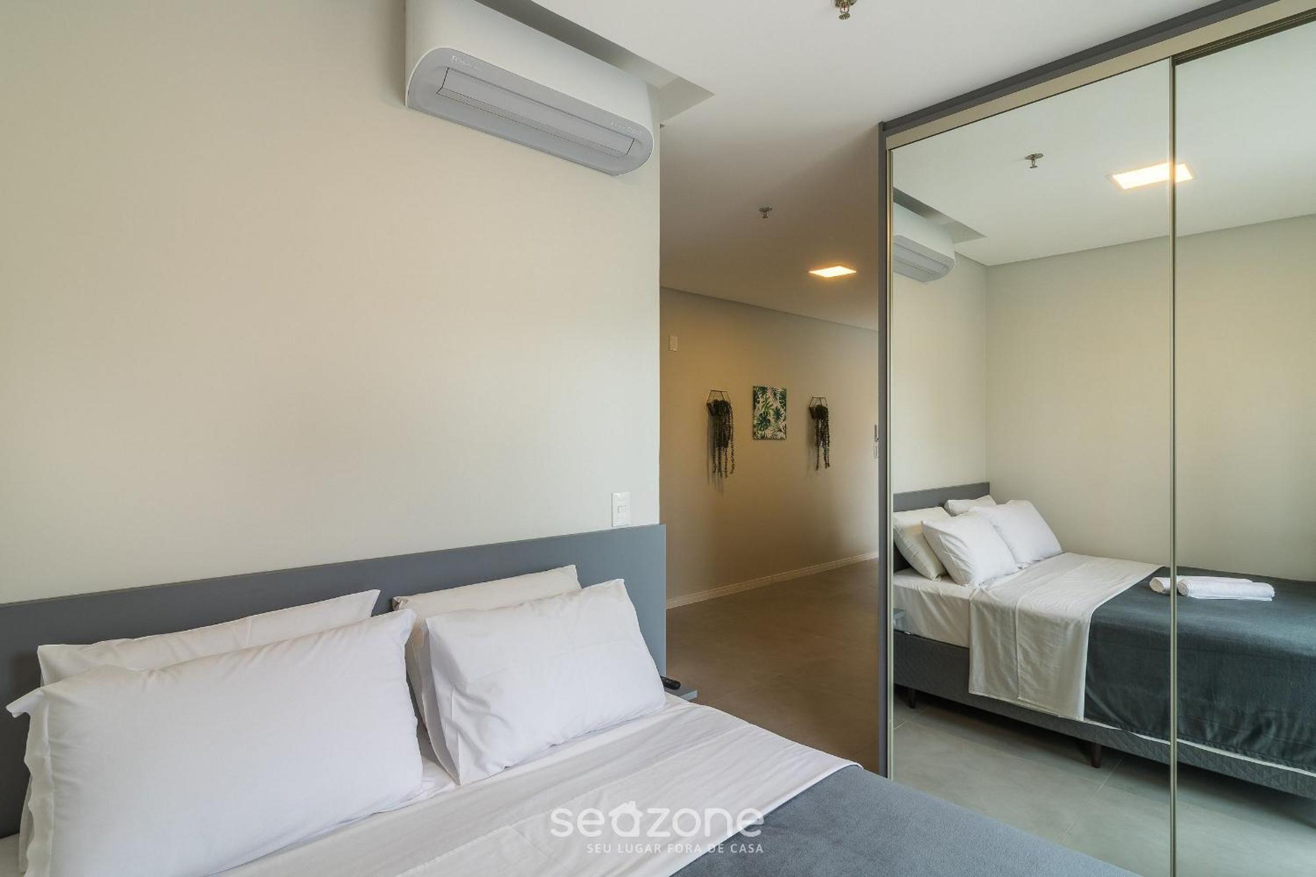 Your exclusive stay just steps from the sea in Meia Praia - FFS!