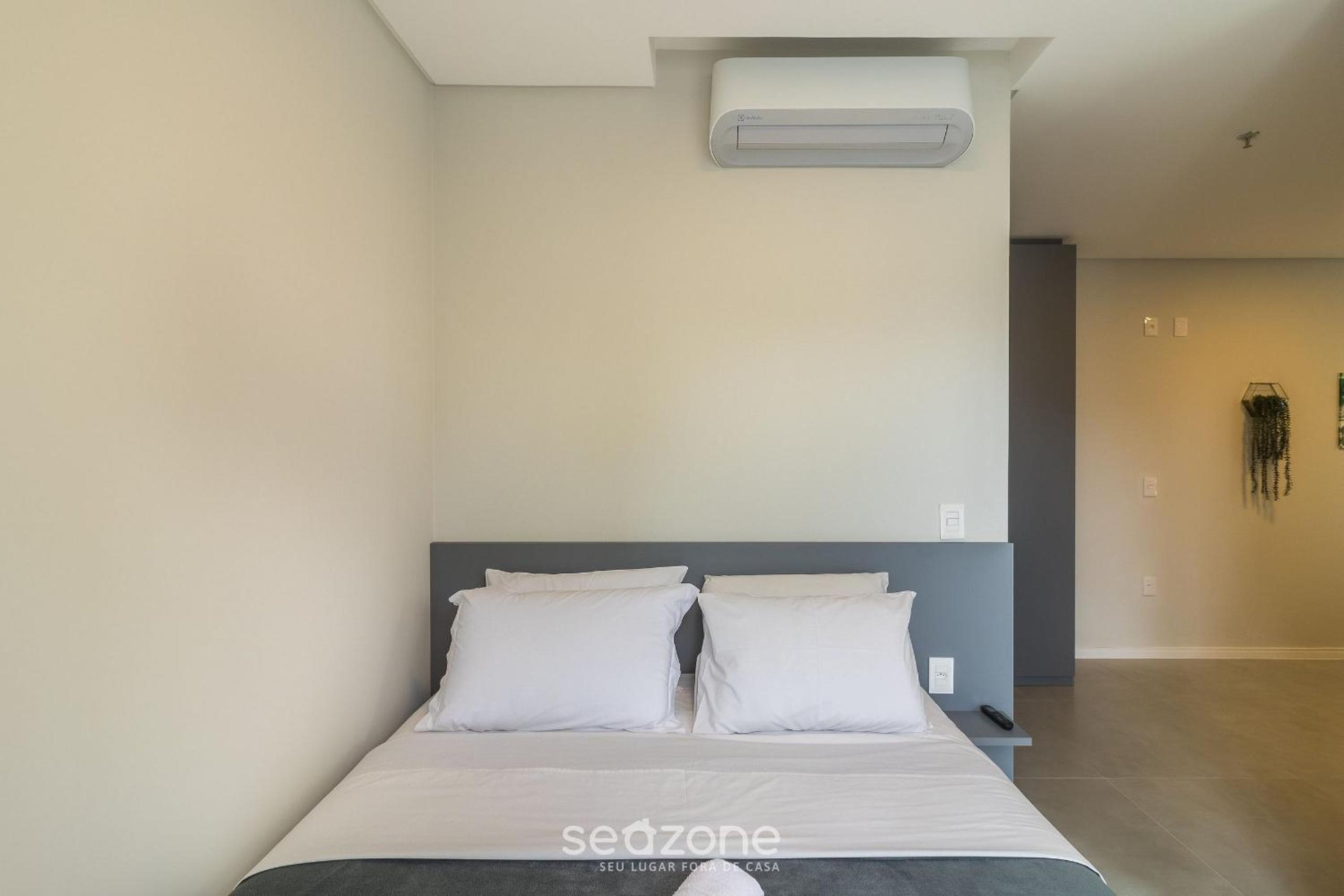 Your exclusive stay just steps from the sea in Meia Praia - FFS!