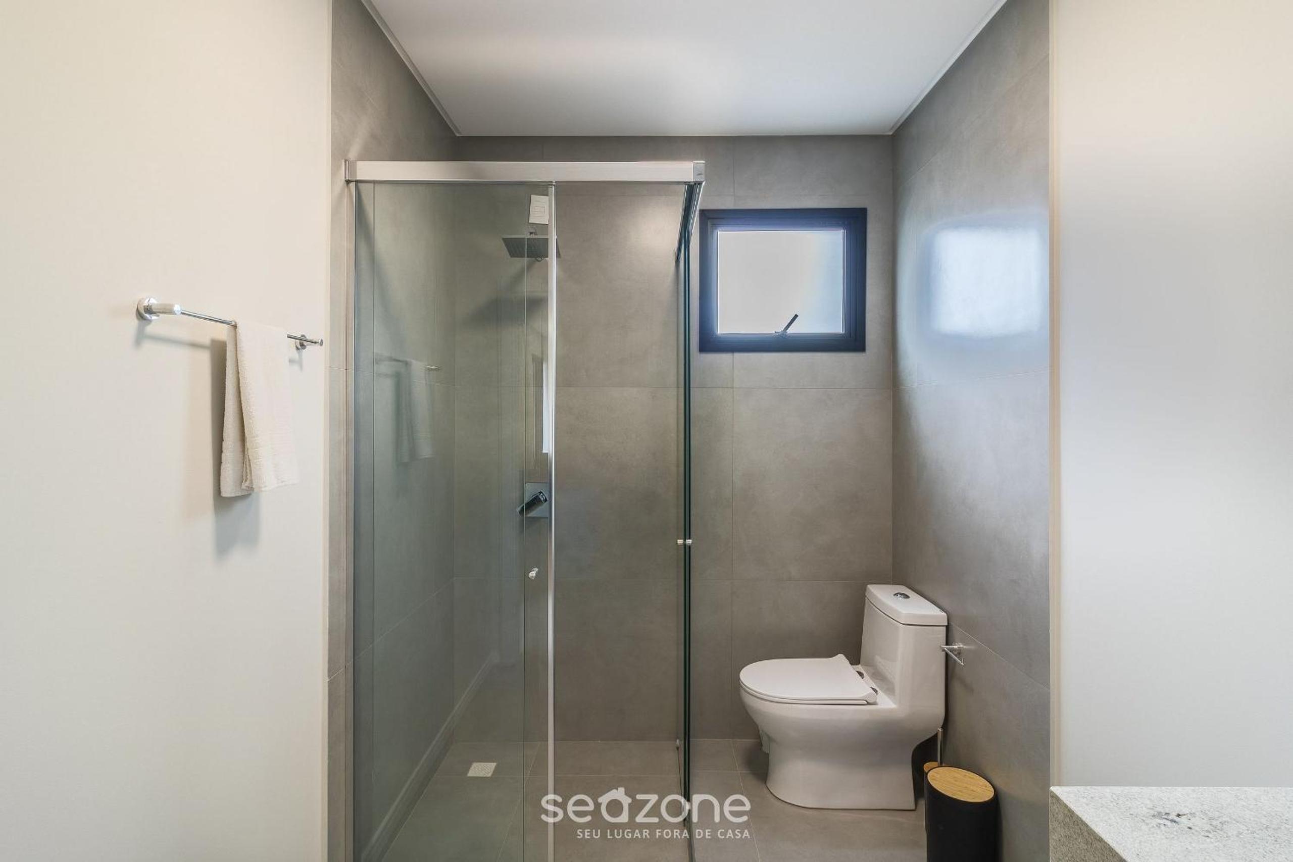 Your exclusive stay just steps from the sea in Meia Praia - FFS!