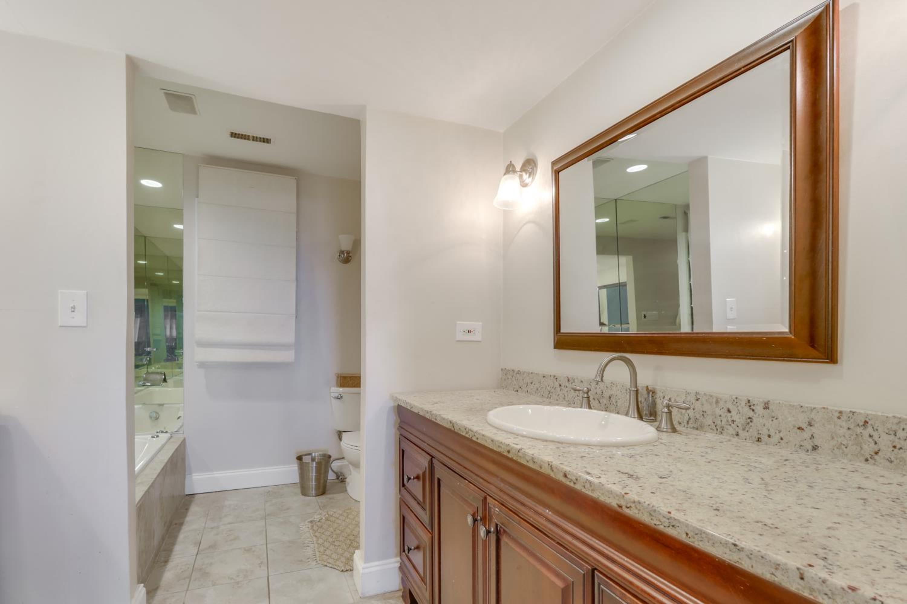 Pets Welcome Beachfront Family Retreat in Norfolk