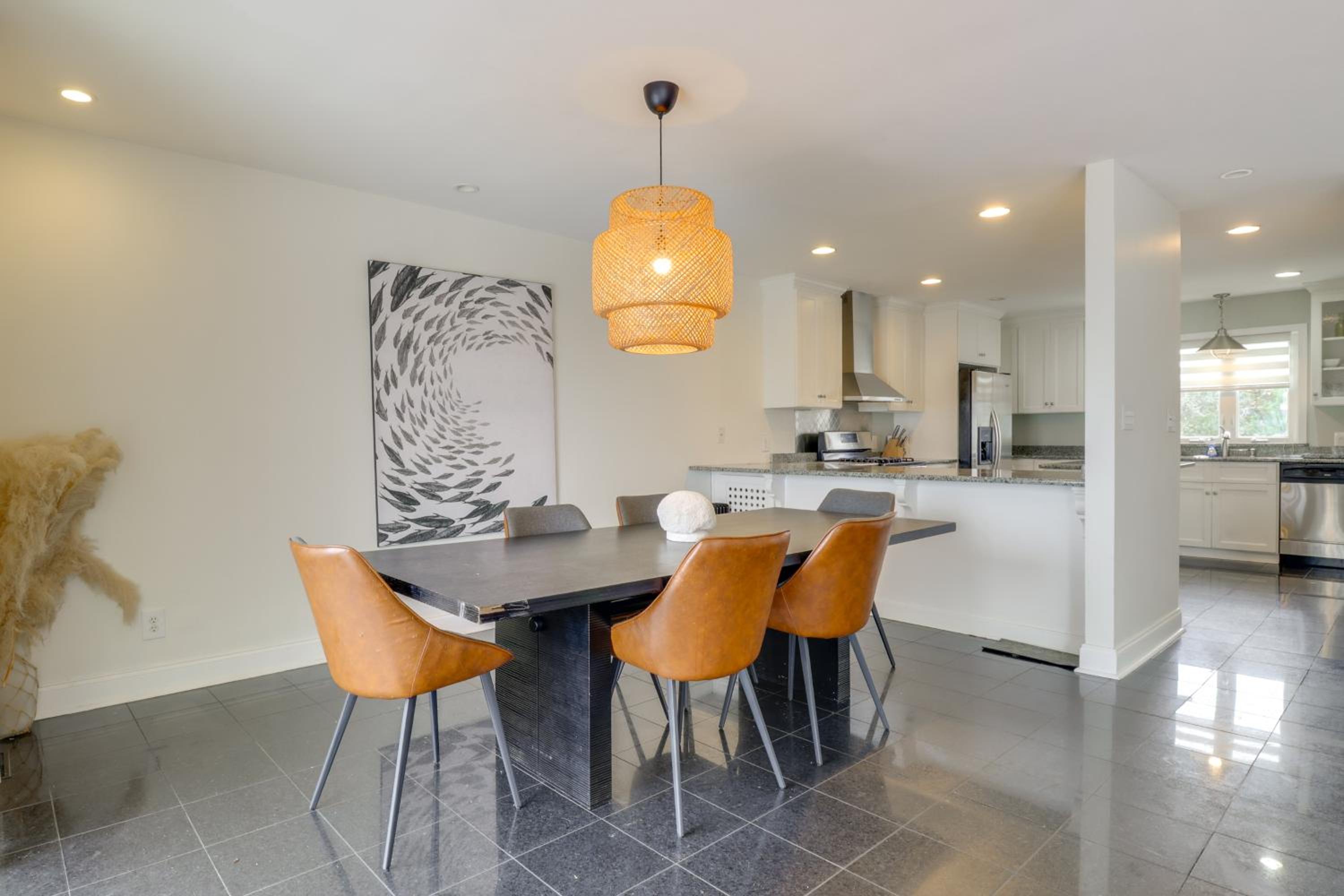 Pets Welcome Beachfront Family Retreat in Norfolk