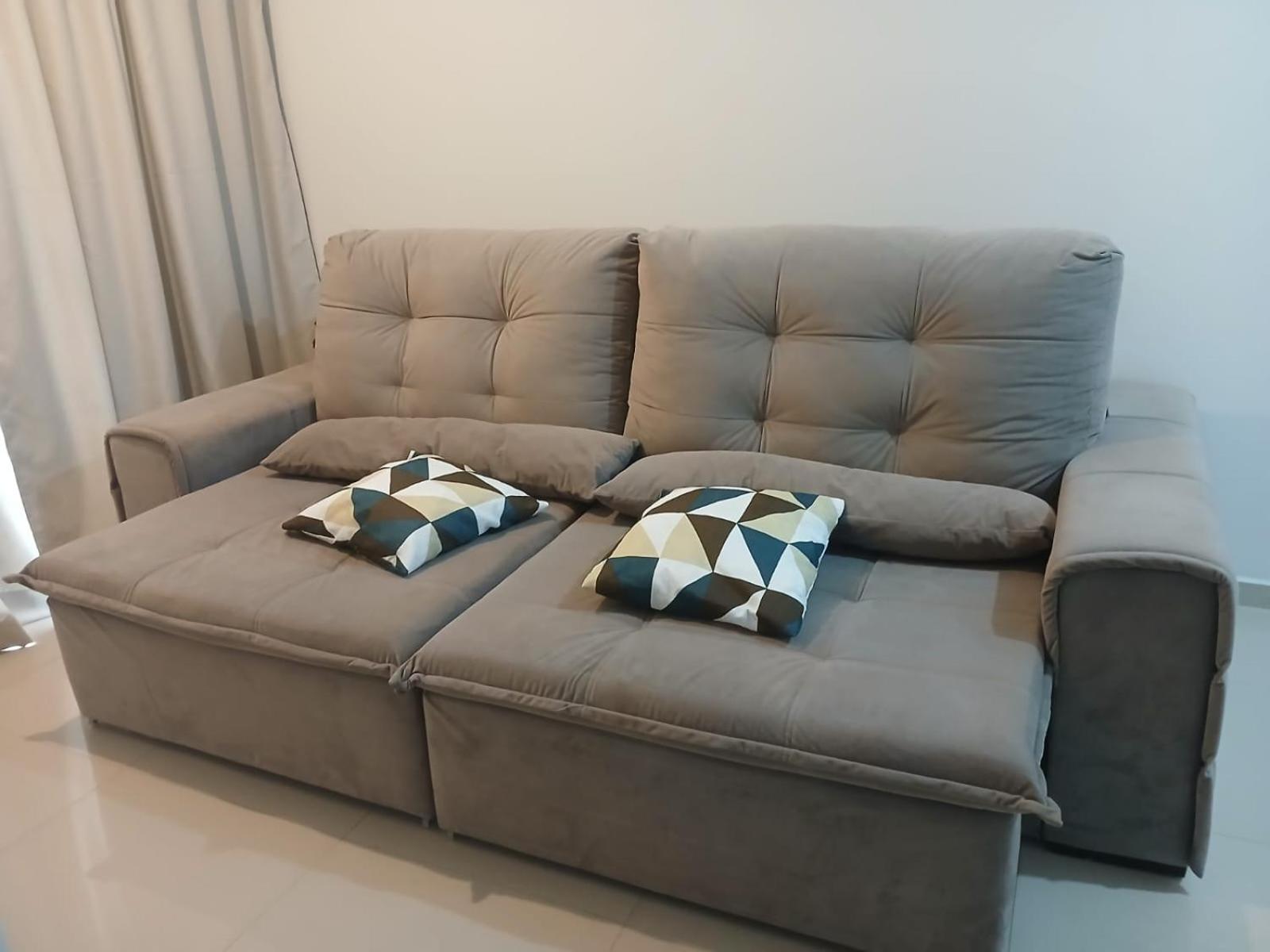 Ótima Localização, com suíte, Garagem coberta