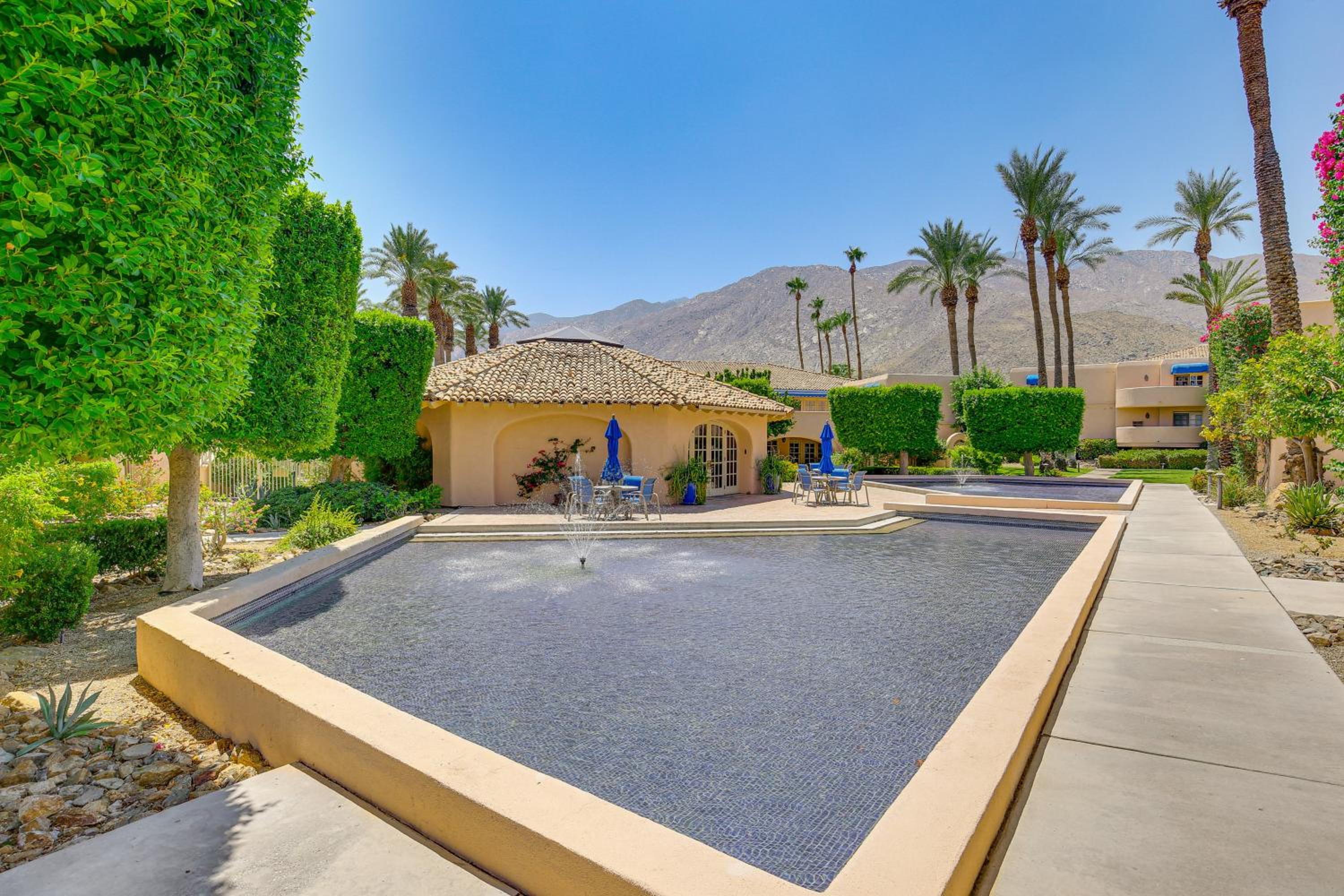 Stroll to Dtwn, Pools and Tennis Palm Springs Condo